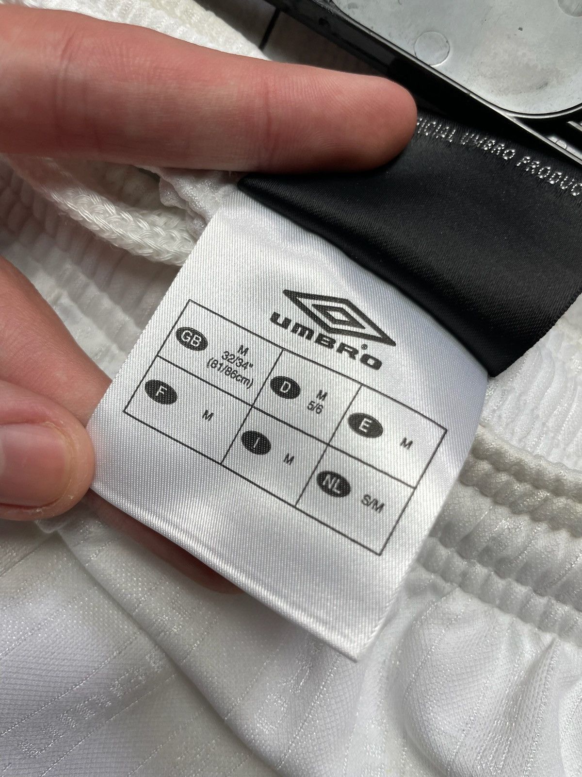 Umbro Vintage Umbro monogram shorts size M logo Size US 32 / EU 48 - 7 Thumbnail