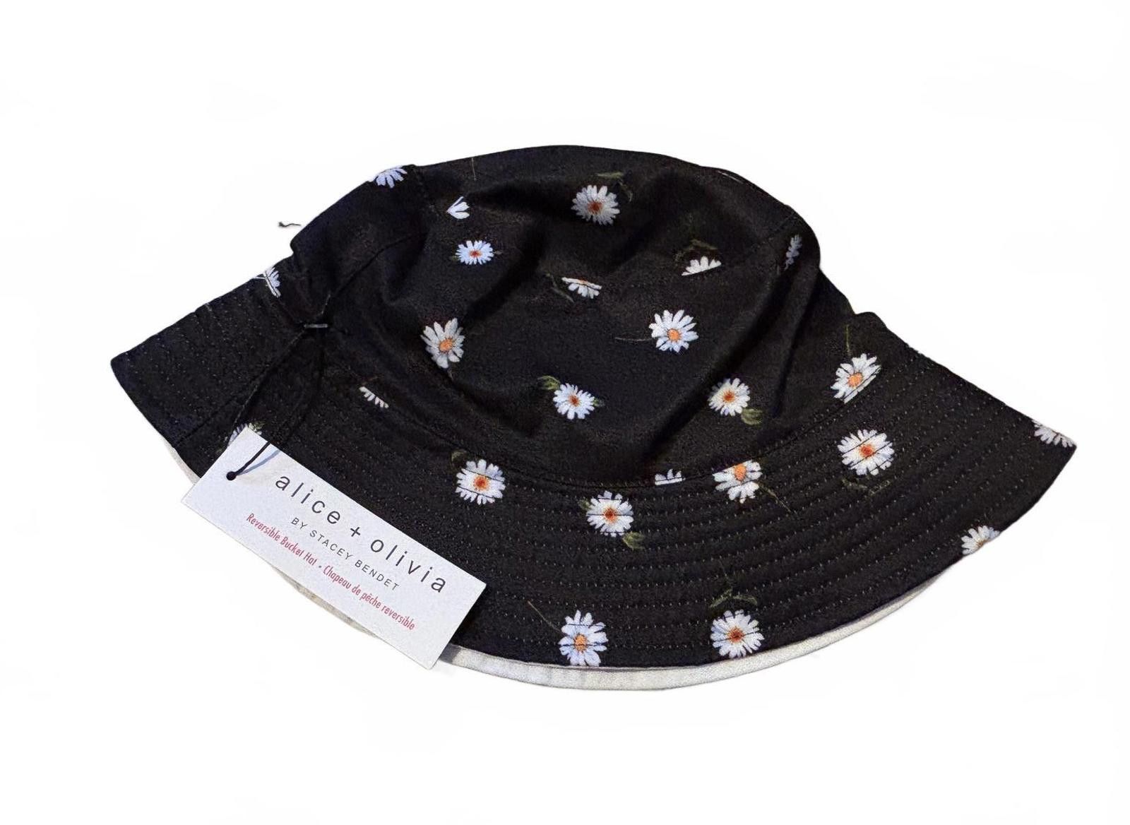 Other NWT alice + olivia Reversible Bucket Hat with Daisy Print Size ONE SIZE - 1 Thumbnail