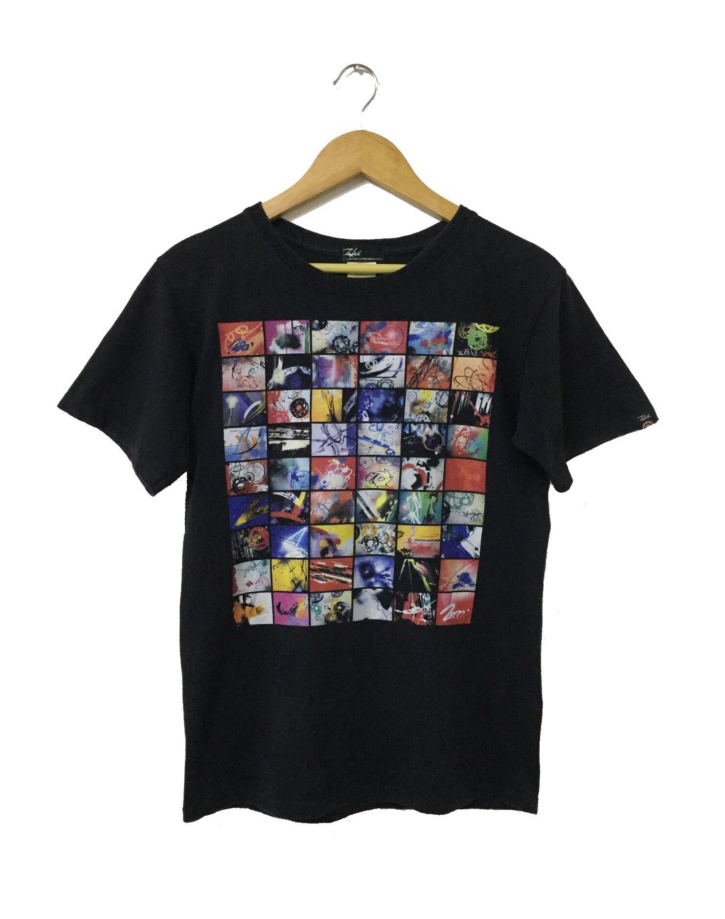 FUTURA LABORATORIES GRAFFITI TOUR JAPANESE ARTIST ART TSHIRT
