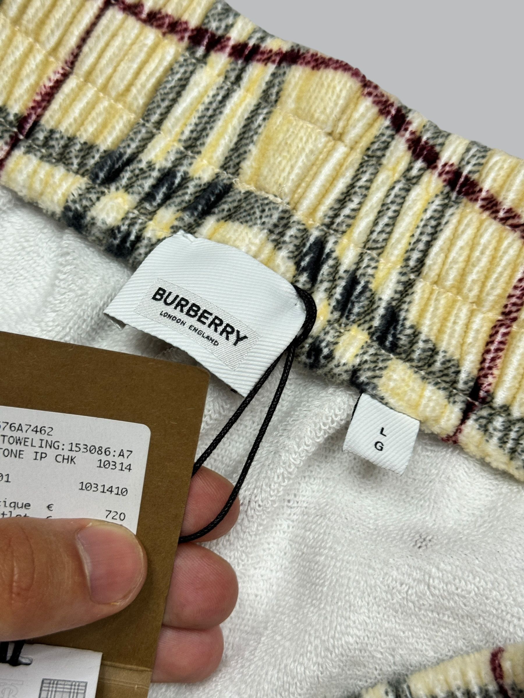 Burberry Burberry nova check soft material shorts new size L Size US 34 / EU 50 - 6 Thumbnail