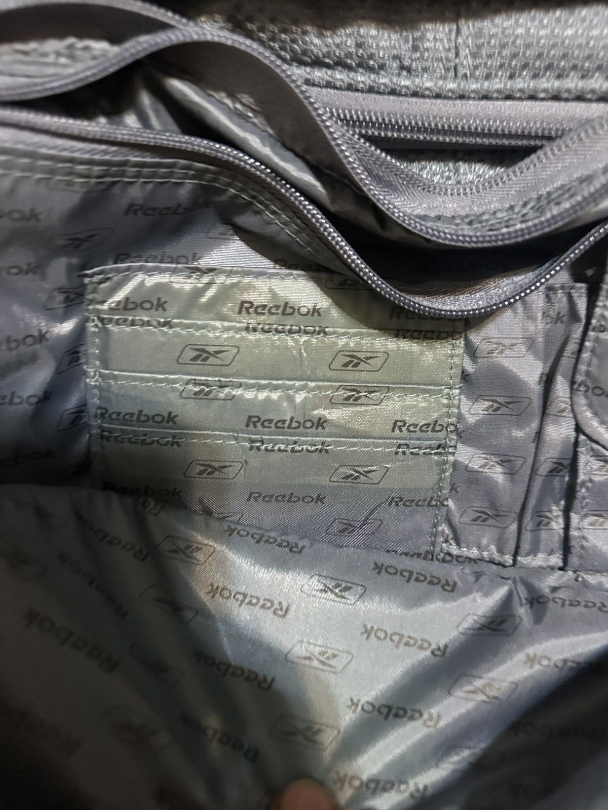 Reebok Vintage Reebok “triple black” duffel bag 00s Size ONE SIZE - 3 Thumbnail