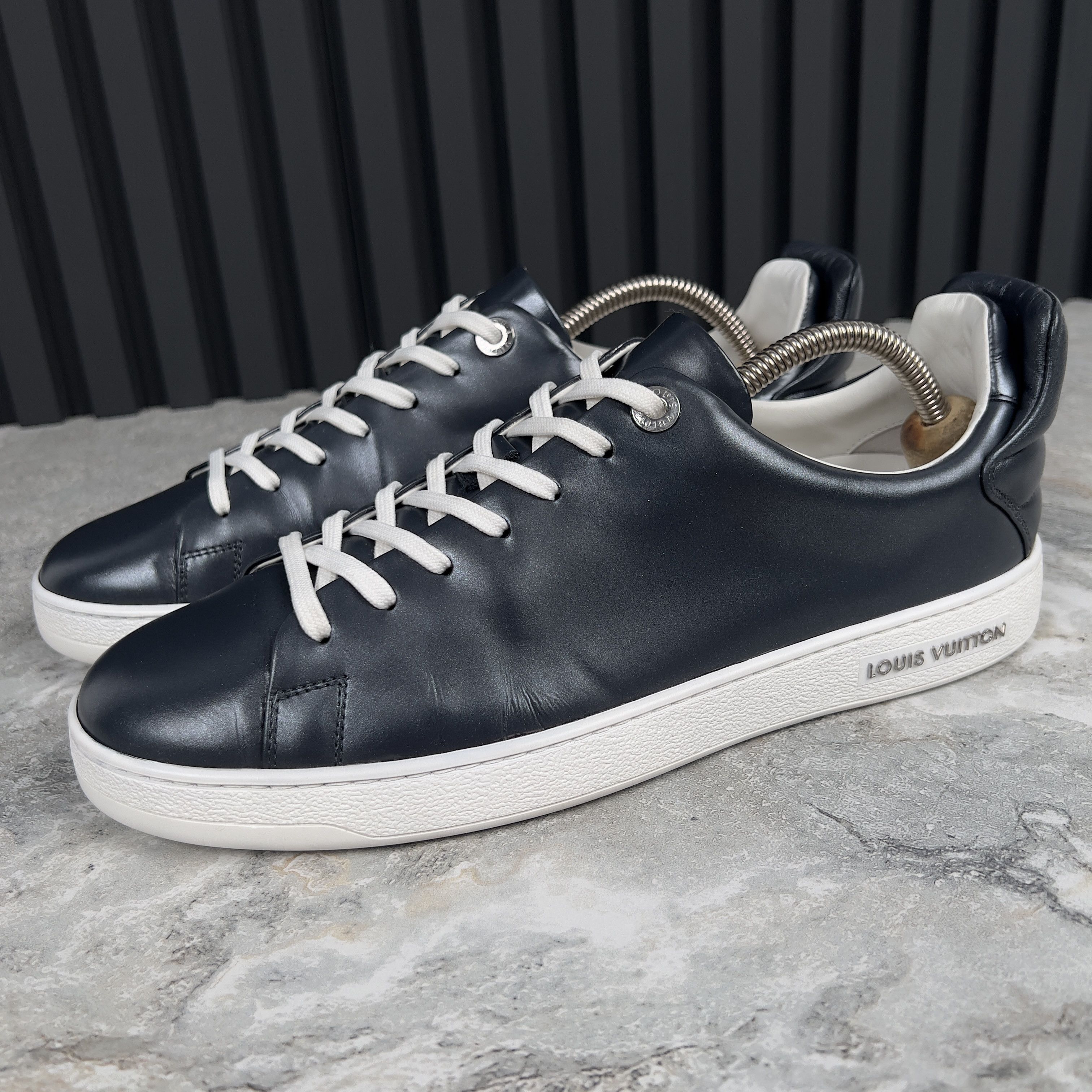 Louis Vuitton Frontrow Low Sneakers Dark Gray Silver Leather Size US 8 / EU 41 - 1 Thumbnail