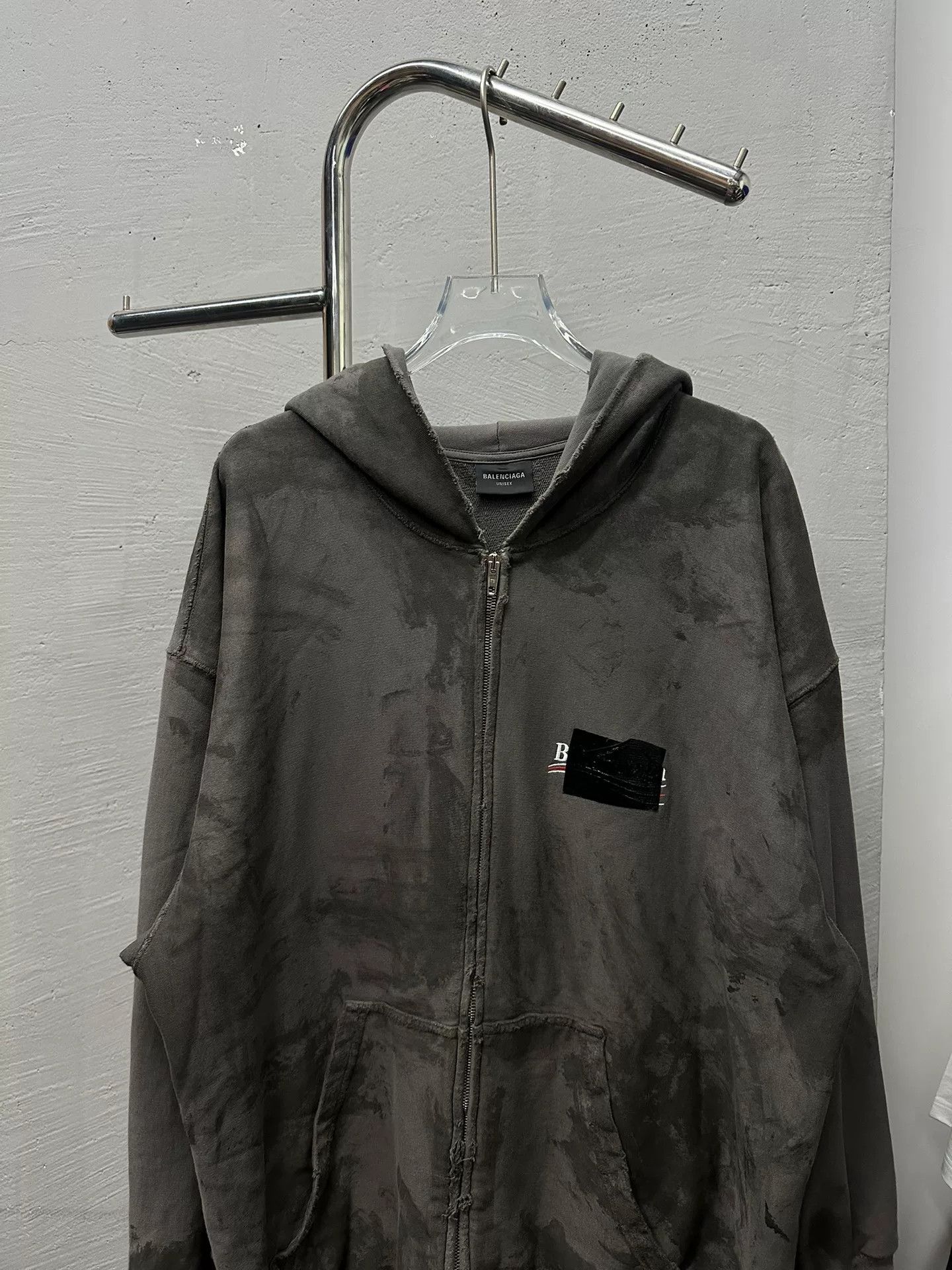 Balenciaga balenciaga tape hoodie with zipper Size US M / EU 48-50 / 2 - 2 Thumbnail