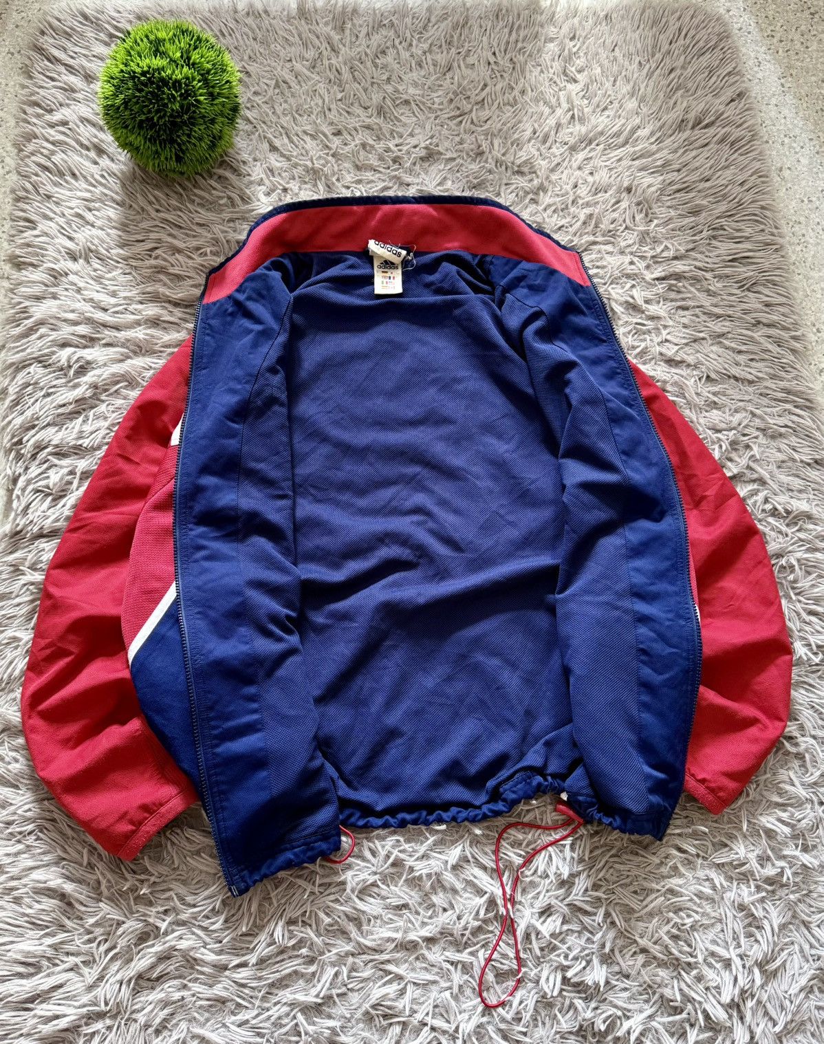 Adidas 00s Adidas Vintage Light Jacket Streetwear Vintage Oversize Size US L / EU 52-54 / 3 - 10 Thumbnail