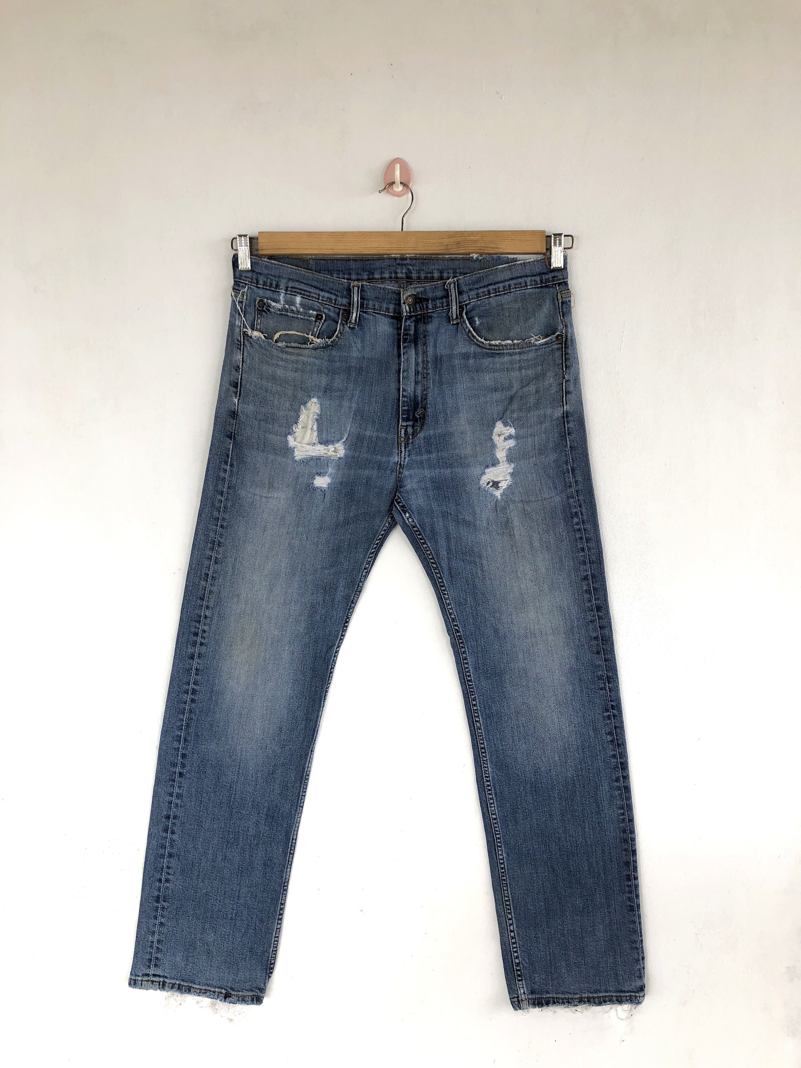 Levi's Vintage Levis 505 Jeans Distressed Levi's Faded Denim Size US 34 / EU 50 - 1 Thumbnail