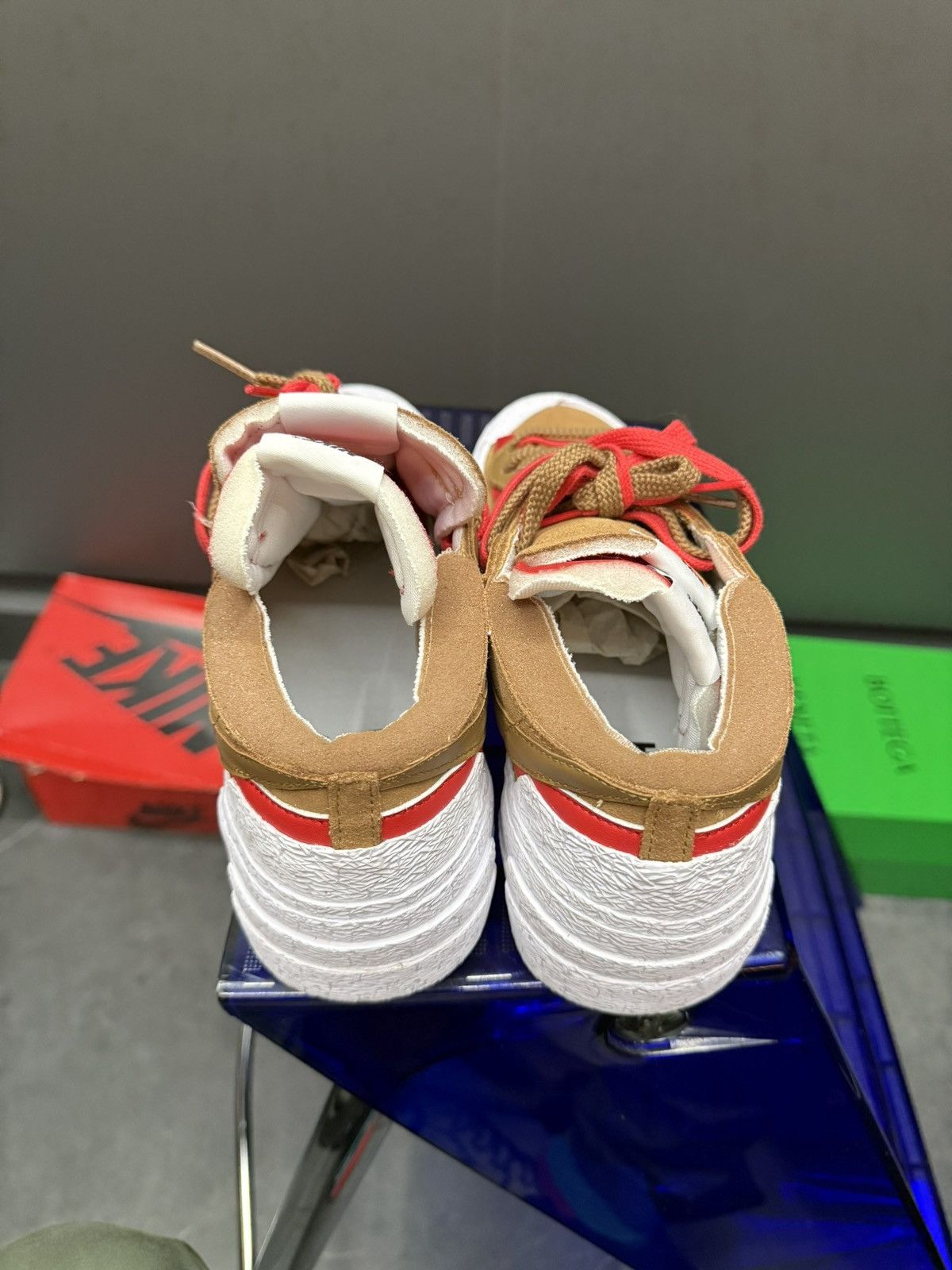 Nike × Sacai Nike X Sacai Blazer Low British Tan 9.5 DD1877-200 Size US 9.5 / EU 42-43 - 7 Thumbnail