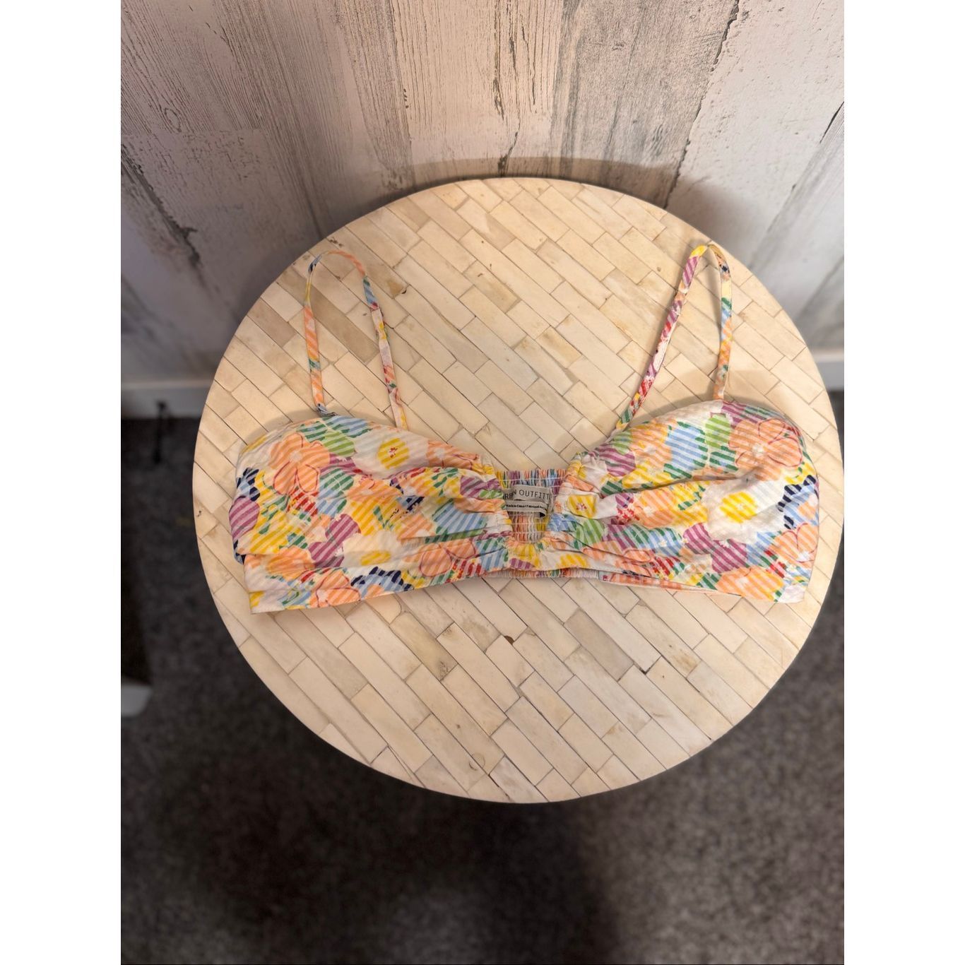 Urban Outfitters Urban Outfitters Smocked Floral Crop Top | Colorful Strappy Size M / US 6-8 / IT 42-44 - 1 Thumbnail