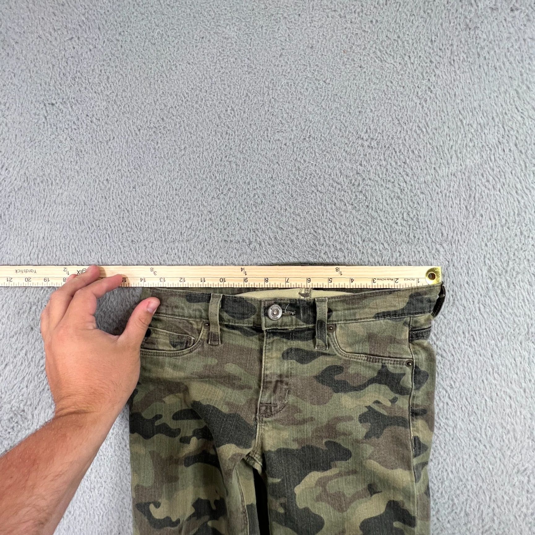 Hudson Hudson Jeans Womens 28 Krista Super Skinny Cropped Jeans Camouflage Print Green Stretch Womens Size 28" / US 6 / IT 42 - 3 Thumbnail