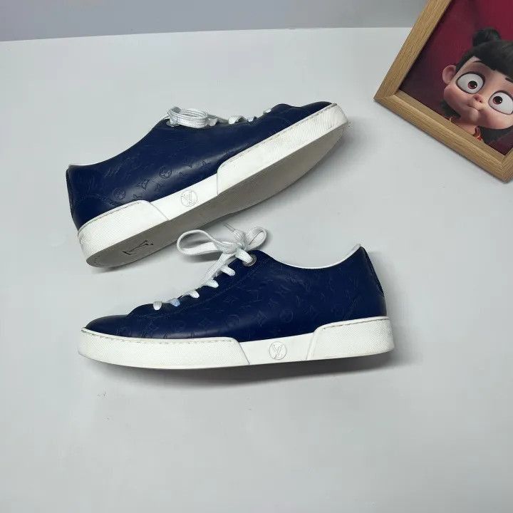 Louis Vuitton Louis Vuitton Blue Leather Casual Sneakers for Women -2508 Size US 5 / IT 35 - 7 Thumbnail