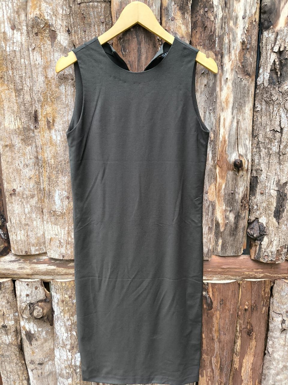 Gucci Midi Dresses Gucci Size XS / US 0-2 / IT 36-38 - 1 Thumbnail