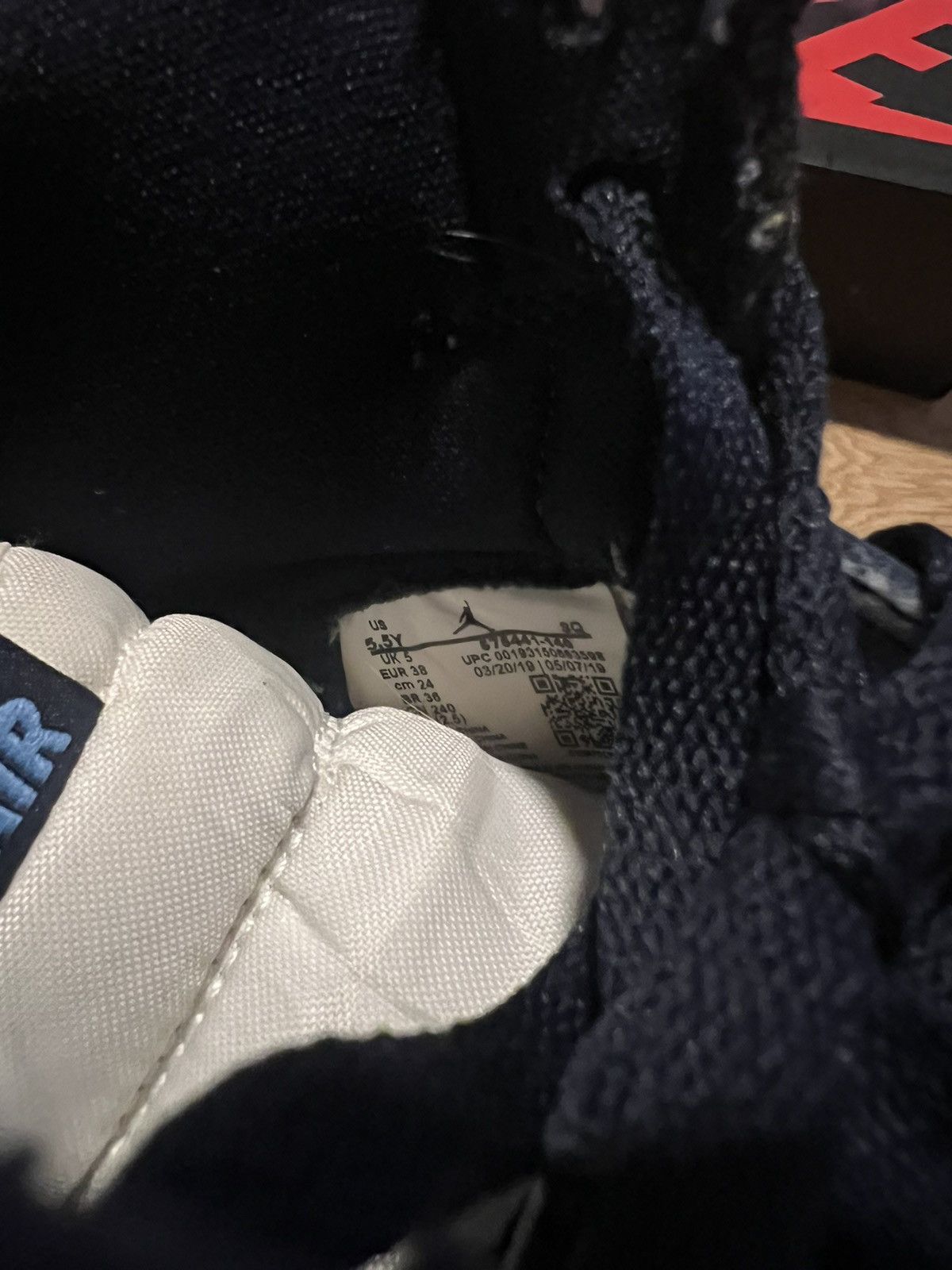 Jordan Brand Air Jordan 1 obsidian Size US 5.5 / EU 38 - 6 Thumbnail