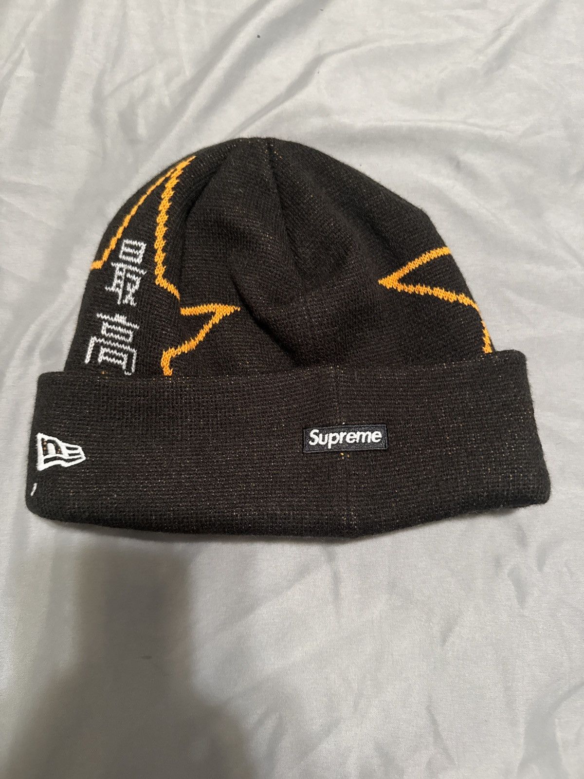 Supreme Supreme x New Era Stars Beanie Black/Orange Japan Tokyo Size ONE SIZE - 4 Thumbnail