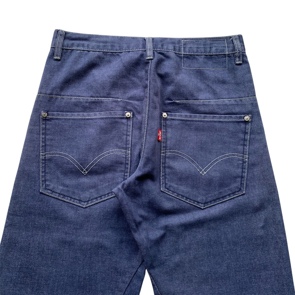 Levi's Vintage Clothing 2000s Levi’s Engineered Twisted Jeans Pants Size US 27 - 8 Thumbnail