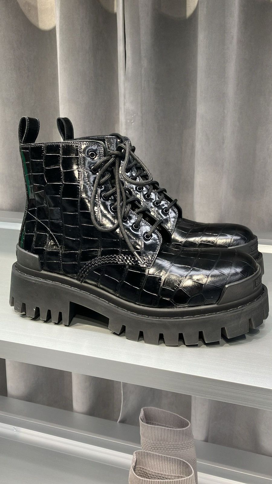 Balenciaga 🔥1.9K VALUE🔥Balenciaga Croc Strike Boots Size US 6 / IT 36 - 1 Thumbnail