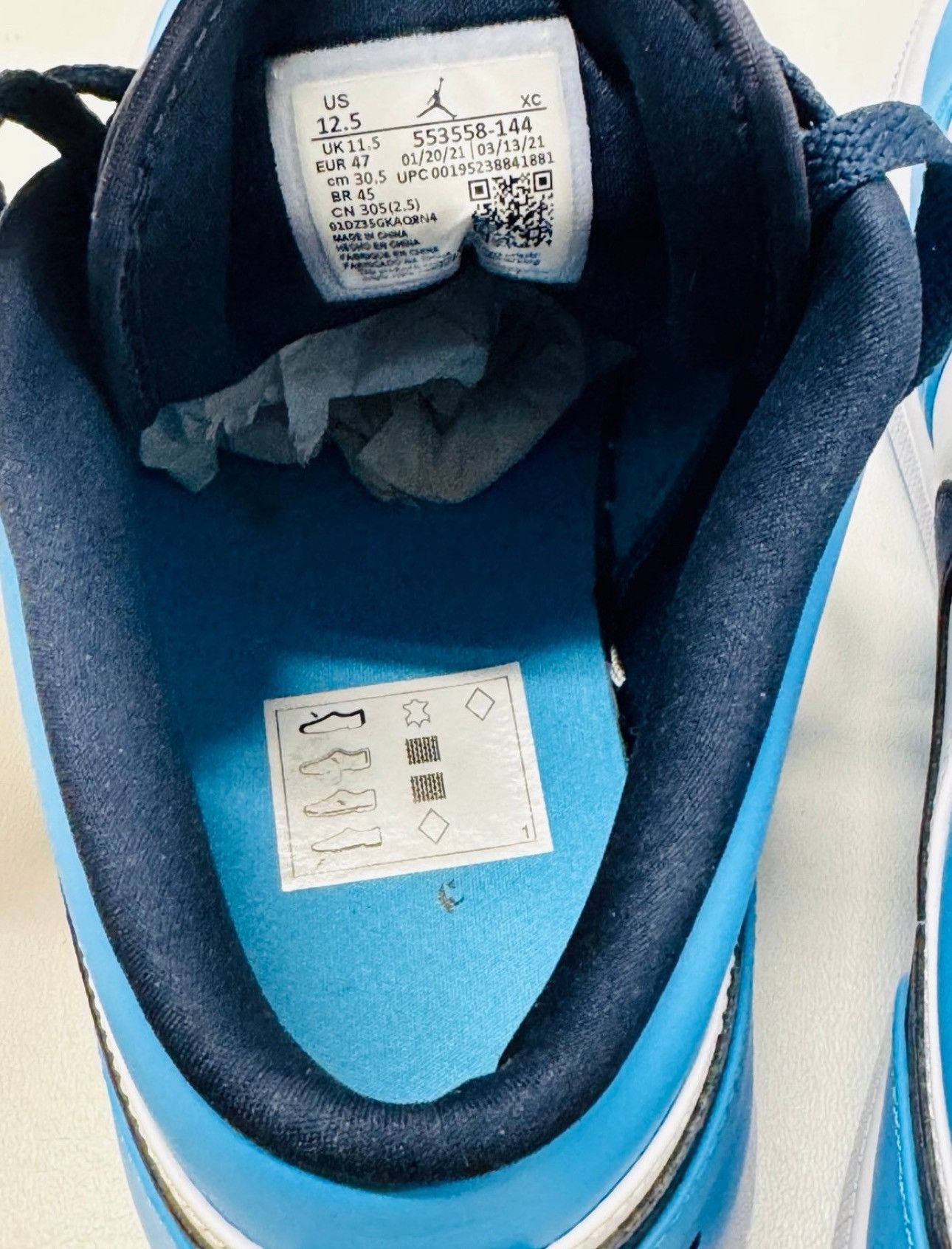 Jordan Brand Nike Air Jordan 1 Low UNC 2021 Black University Blue White Size US 12.5 / EU 45-46 - 6 Thumbnail