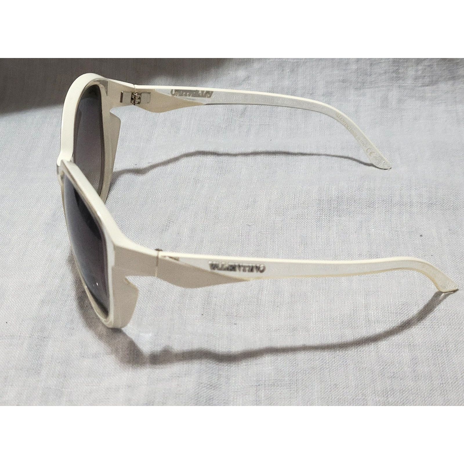 Valentino Valentino 5700/S Women White Sunglasses 57-18-125 Size ONE SIZE - 2 Thumbnail