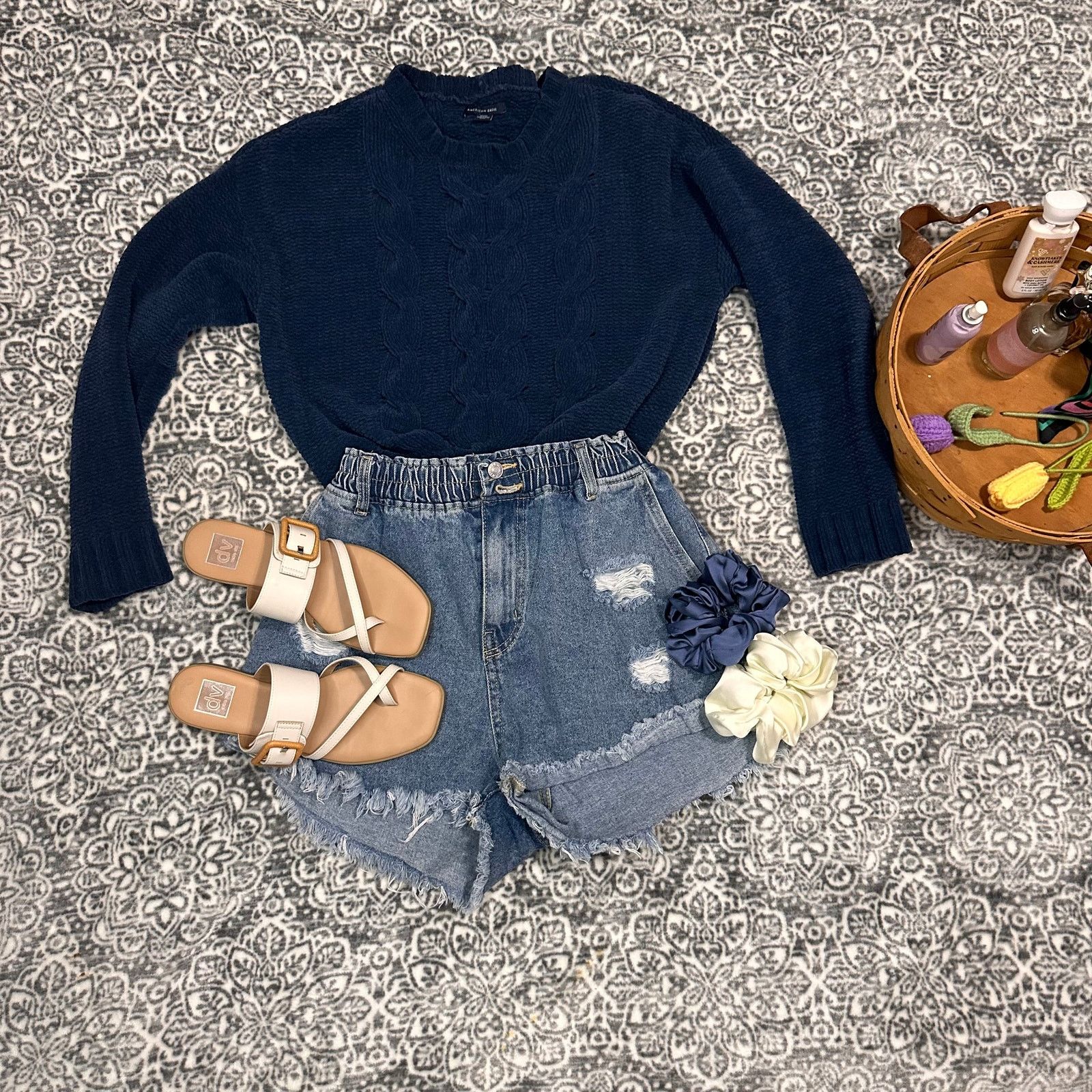 American Eagle Outfitters American Eagle Royal Blue Knit Sweater Size Medium Size M / US 6-8 / IT 42-44 - 8 Thumbnail