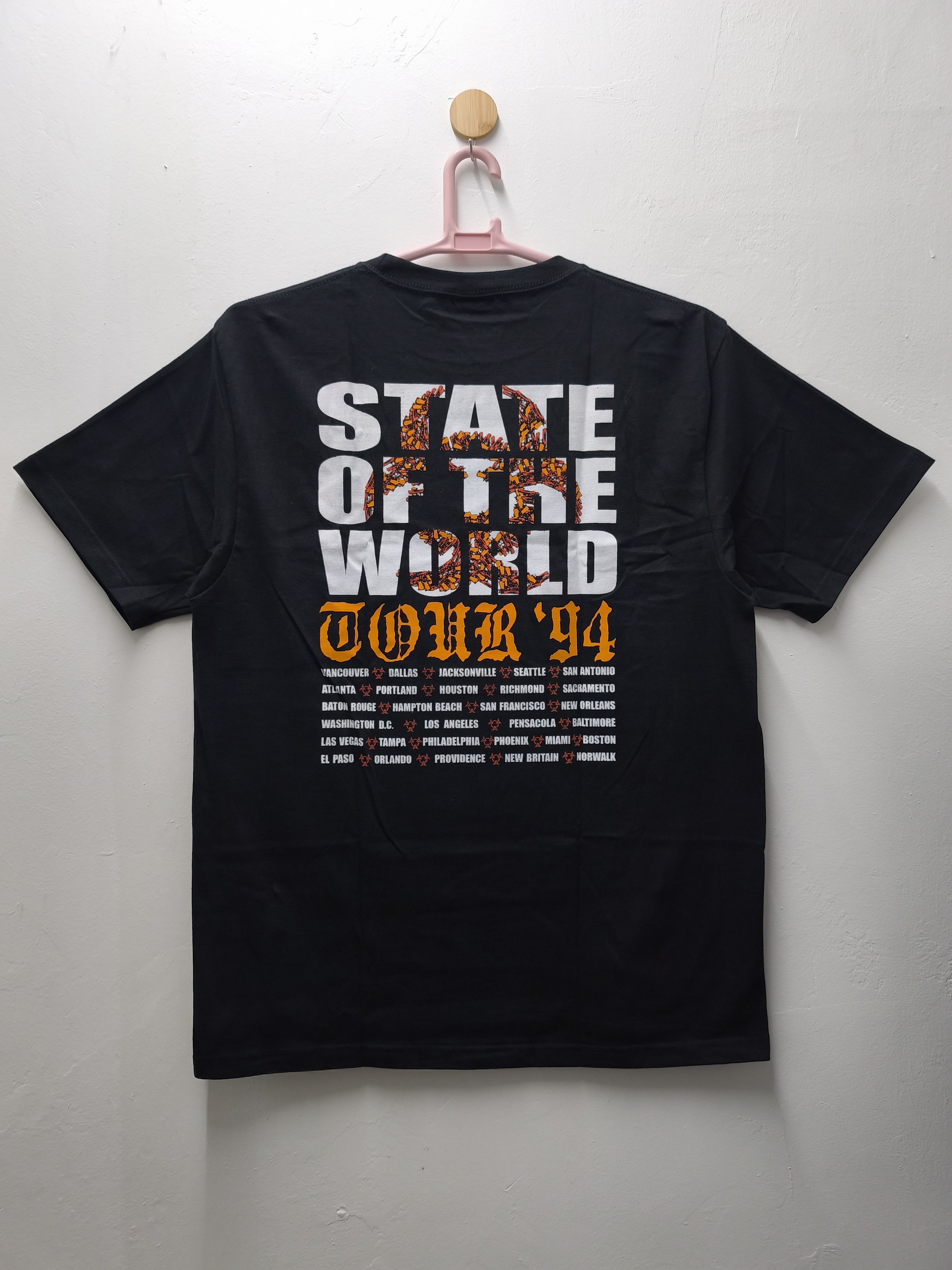Band Tees Biohazard "State Of The World Tour '94" T-shirt Size US XL / EU 56 / 4 - 8 Thumbnail
