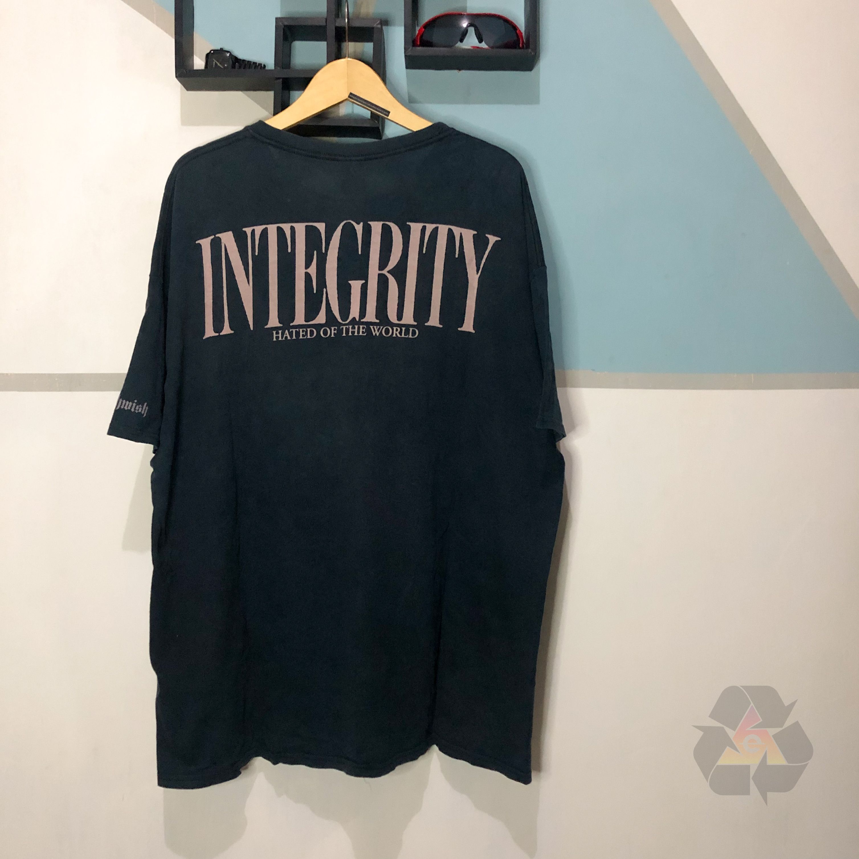 Band Tees Vintage Integrity Charles Manson 00s Y2K T-Shirt Size US XXL / EU 58 / 5 - 10 Thumbnail