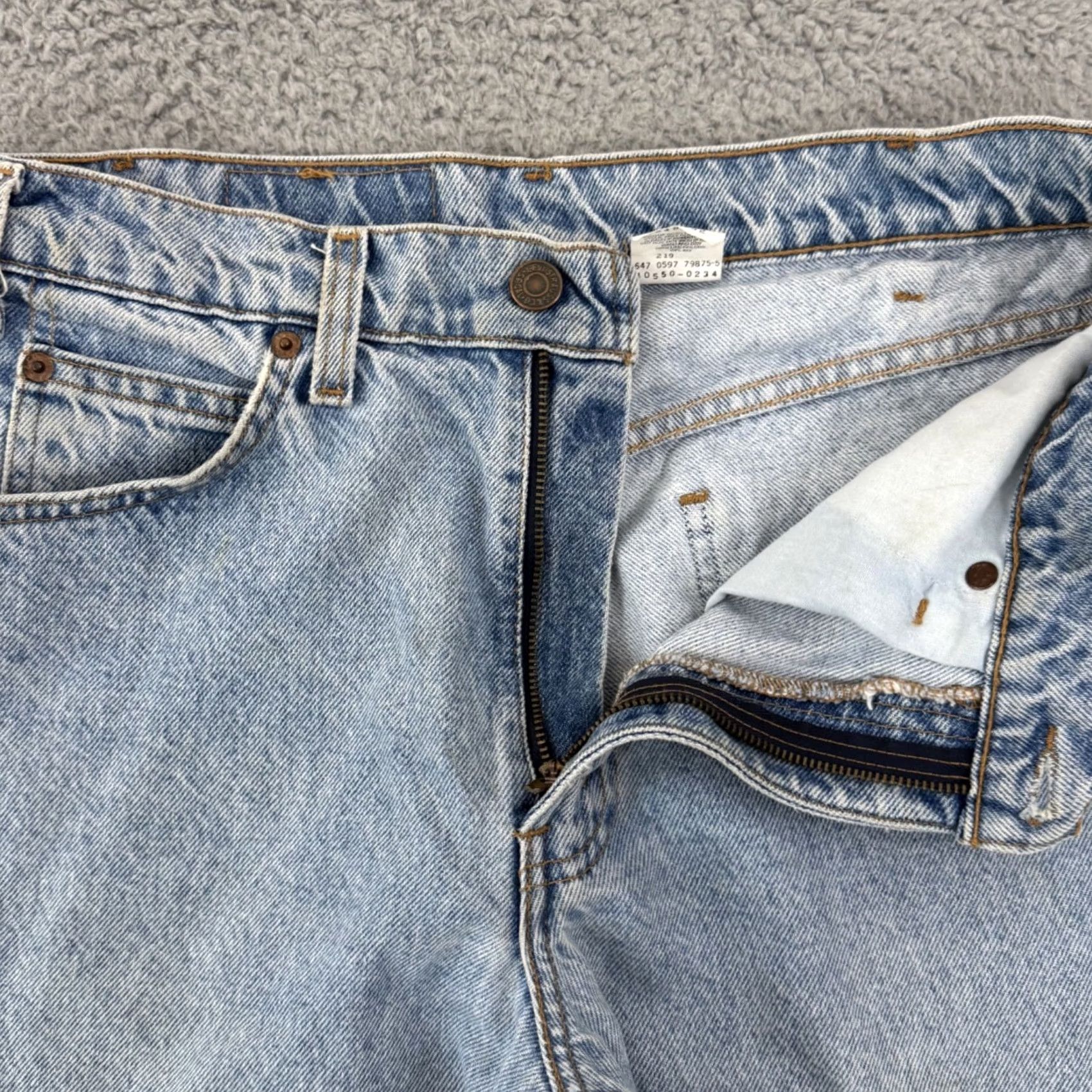 Levi's VINTAGE Levi's 550 Jeans Mens 30x32 Blue Relaxed 90s Orange Tab Grunge Zip Denim Shirt Size US 30 / EU 46 - 4 Thumbnail
