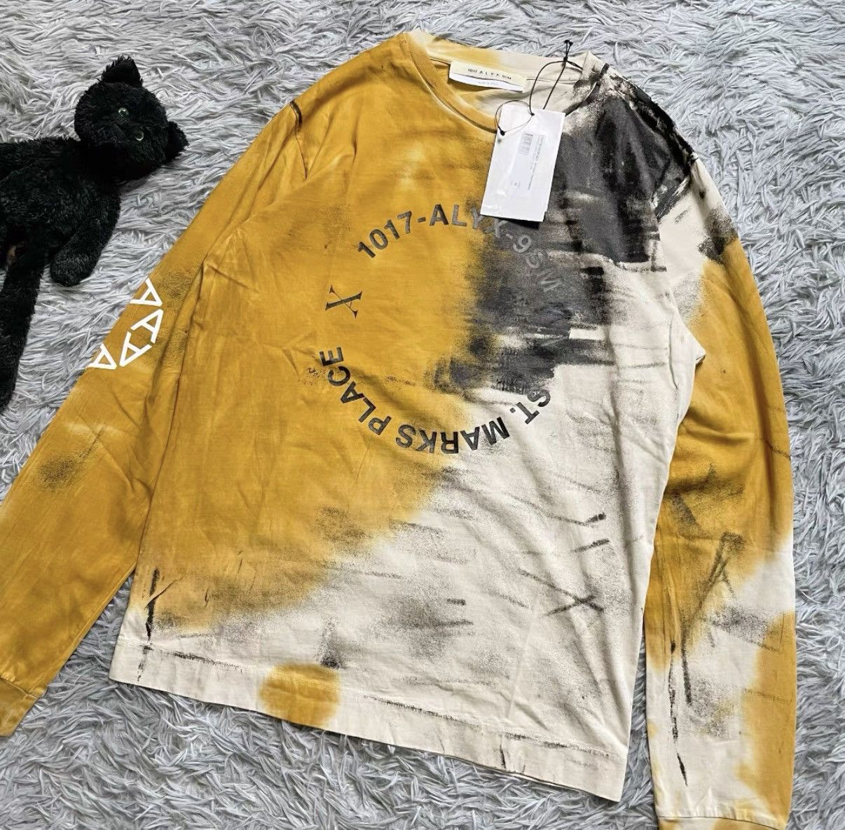 1017 ALYX 9SM 1017 ALYX 9SM Tie-Dye Long Sleeve J29 Size US M / EU 48-50 / 2 - 4 Thumbnail