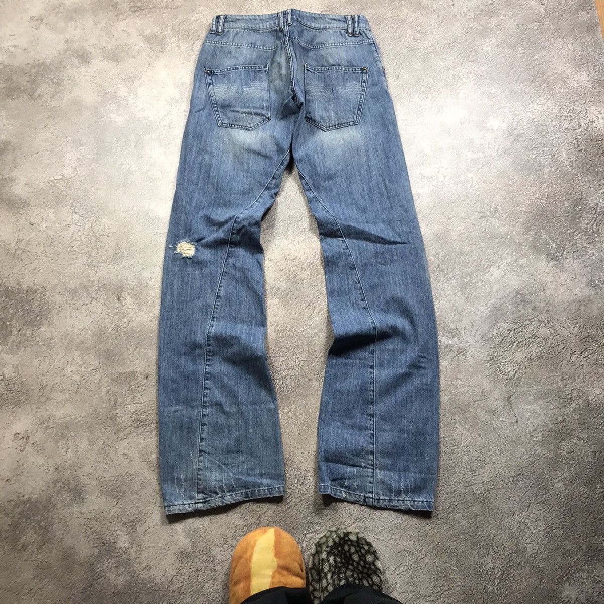 Vintage Vintage Y2K Baggy Distressed Flared Jeans Grunge Skate 29 Size US 29 - 3 Thumbnail