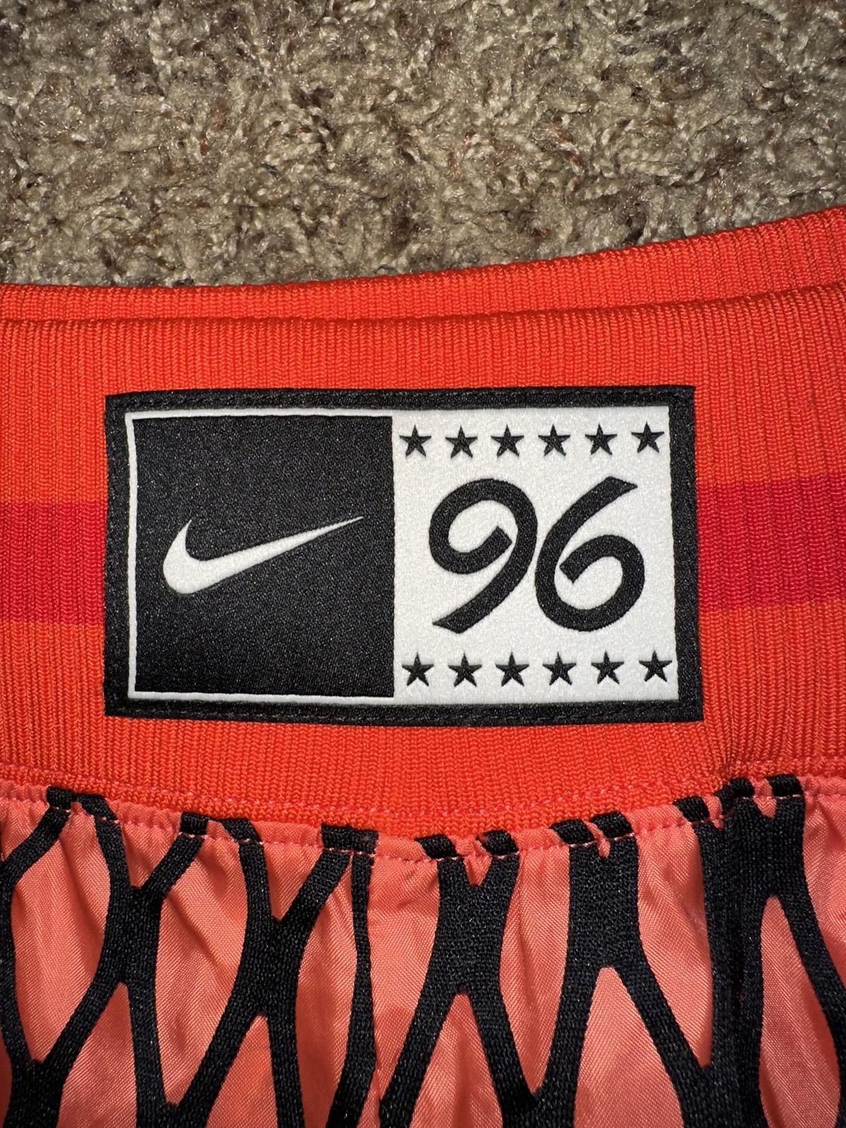 Nike UNRELEASED Nike Women’s Swoosh Fly 96 Basketball Shorts Sample Size 28" / US 6 / IT 42 - 2 Thumbnail