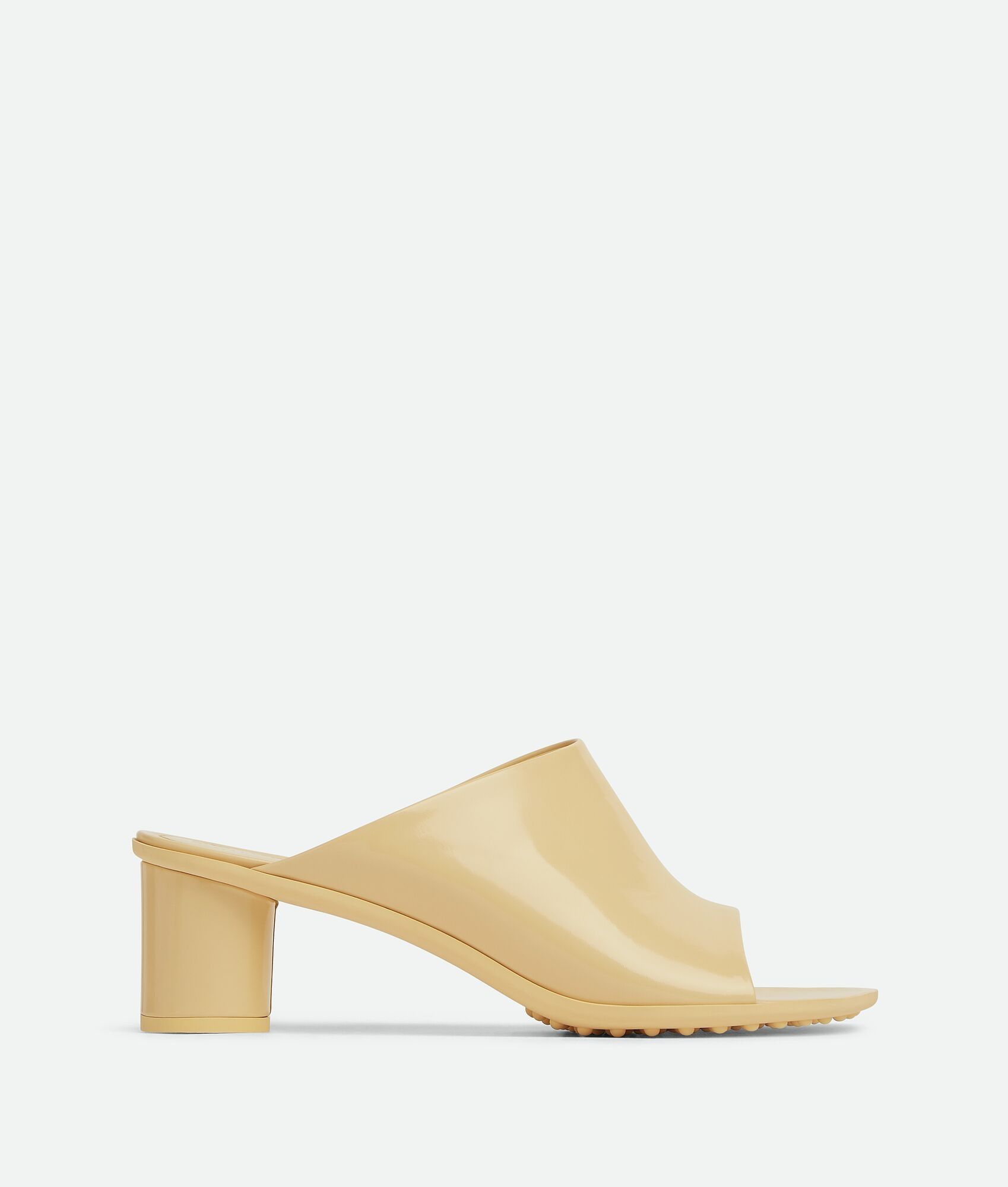 Bottega Veneta o1n1vont1225 Atomic Mules in Beige Size US 5 / IT 35 - 1 Thumbnail