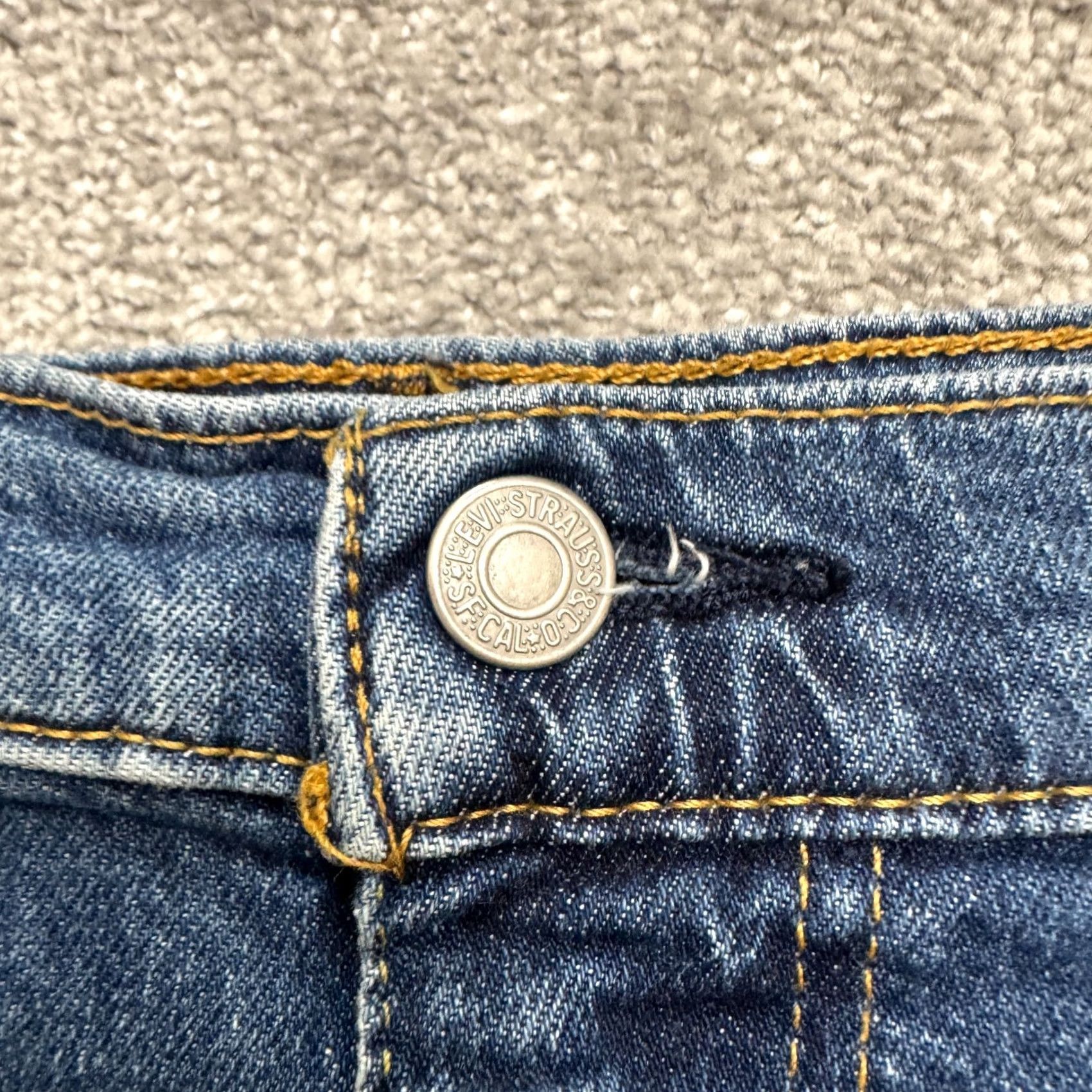 Levi's Levi's Jeans Slim Straight Leg Denim Mens 36x30 Blue Medium Wash Casual Jeans Size US 36 / EU 52 - 3 Thumbnail