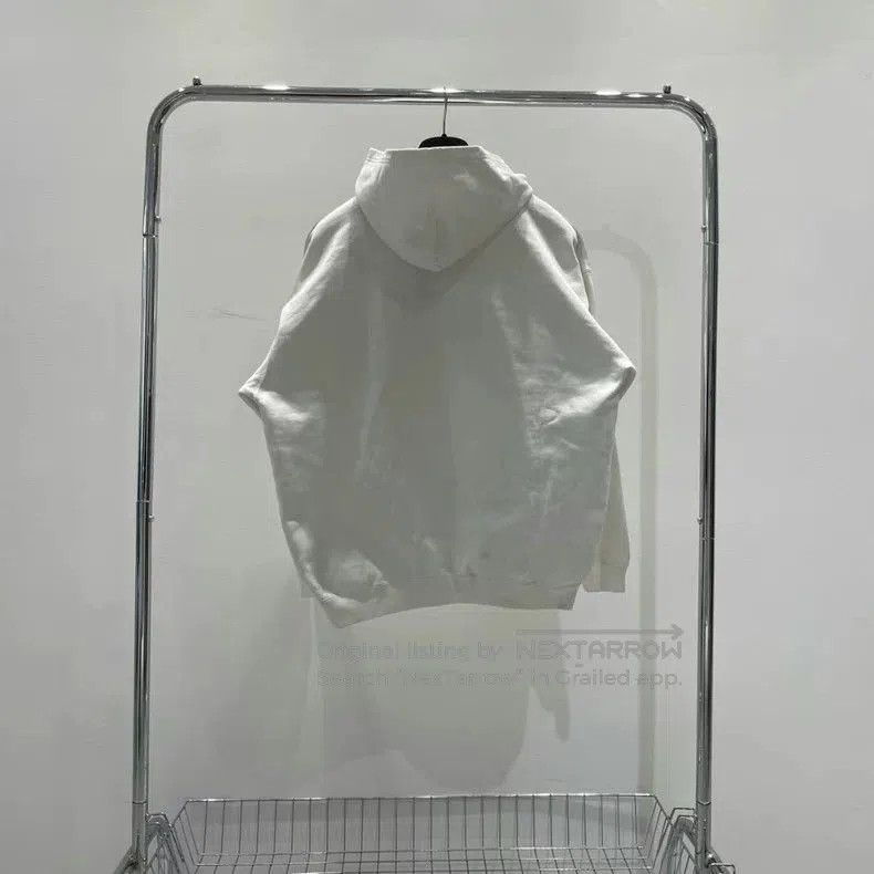 Balenciaga Balenciaga White Crown Print Hoodie. Size US M / EU 48-50 / 2 - 2 Thumbnail