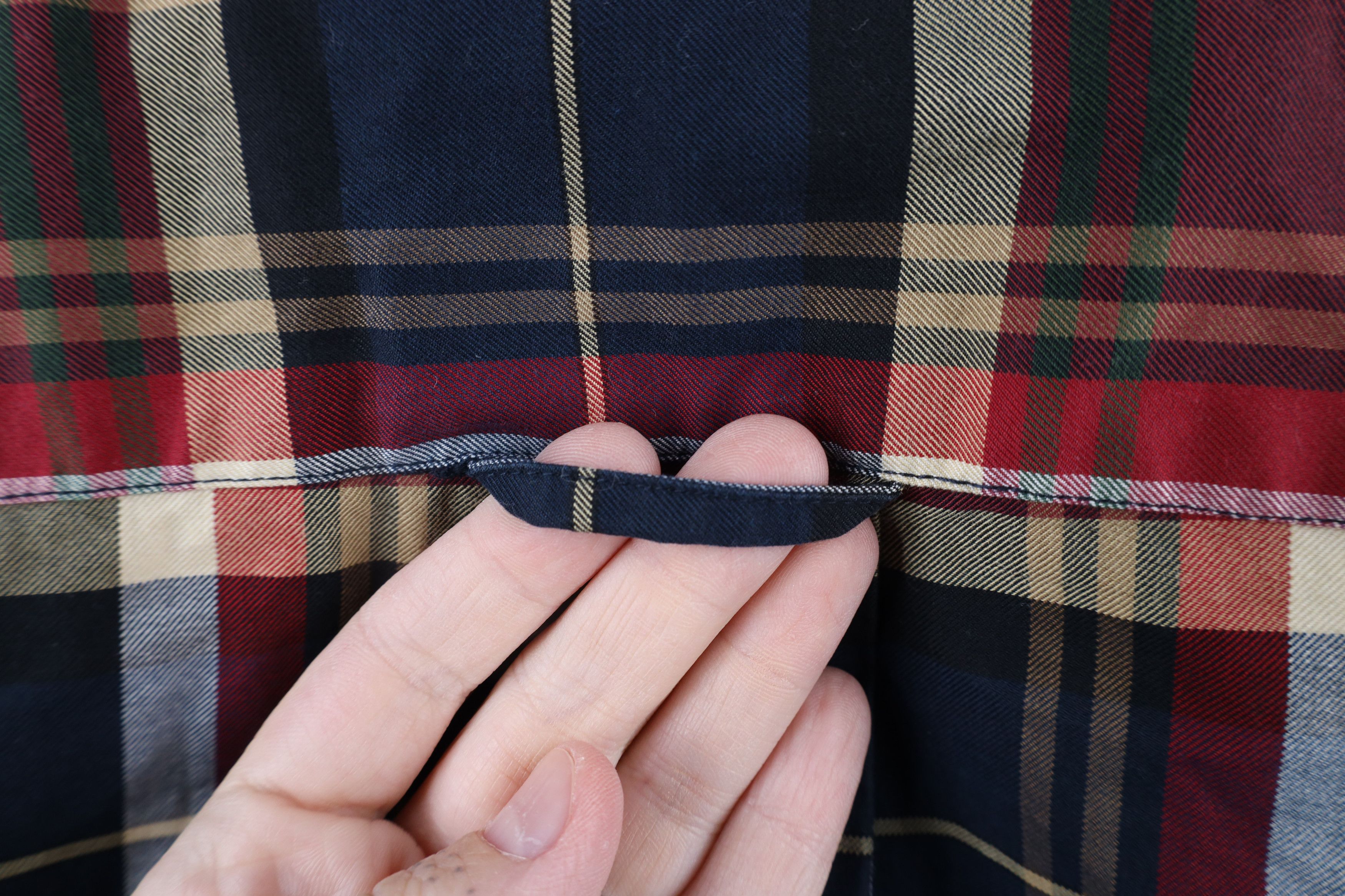 Orvis × Vintage Vintage Orvis Rainbow Plaid Heavyweight Button Down Shirt Size US M / EU 48-50 / 2 - 9 Thumbnail