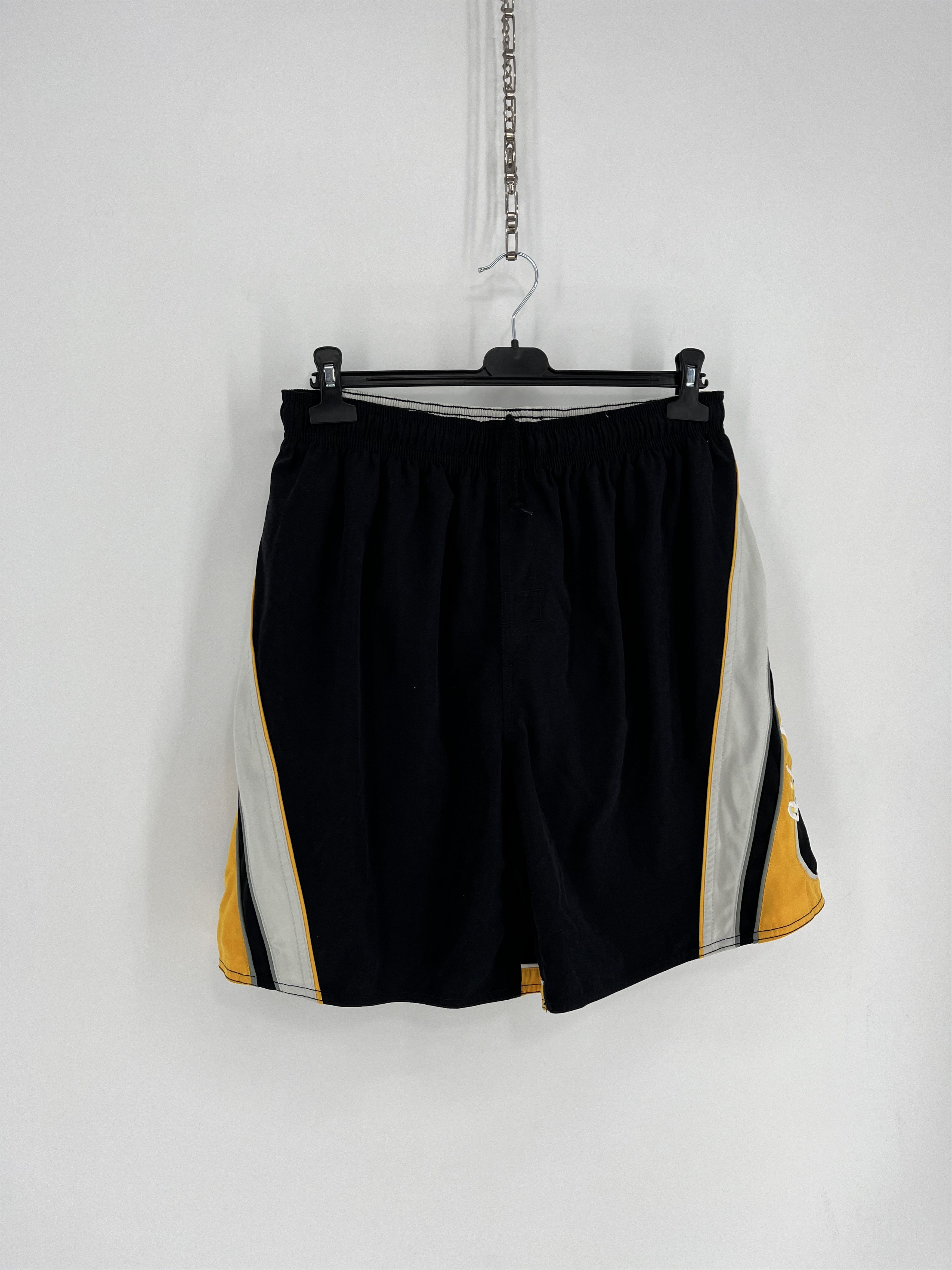 Quiksilver Vintage Quiksilver Shorts Big Logo Y2K Style 90s Surfing Size US 36 / EU 52 - 2 Thumbnail