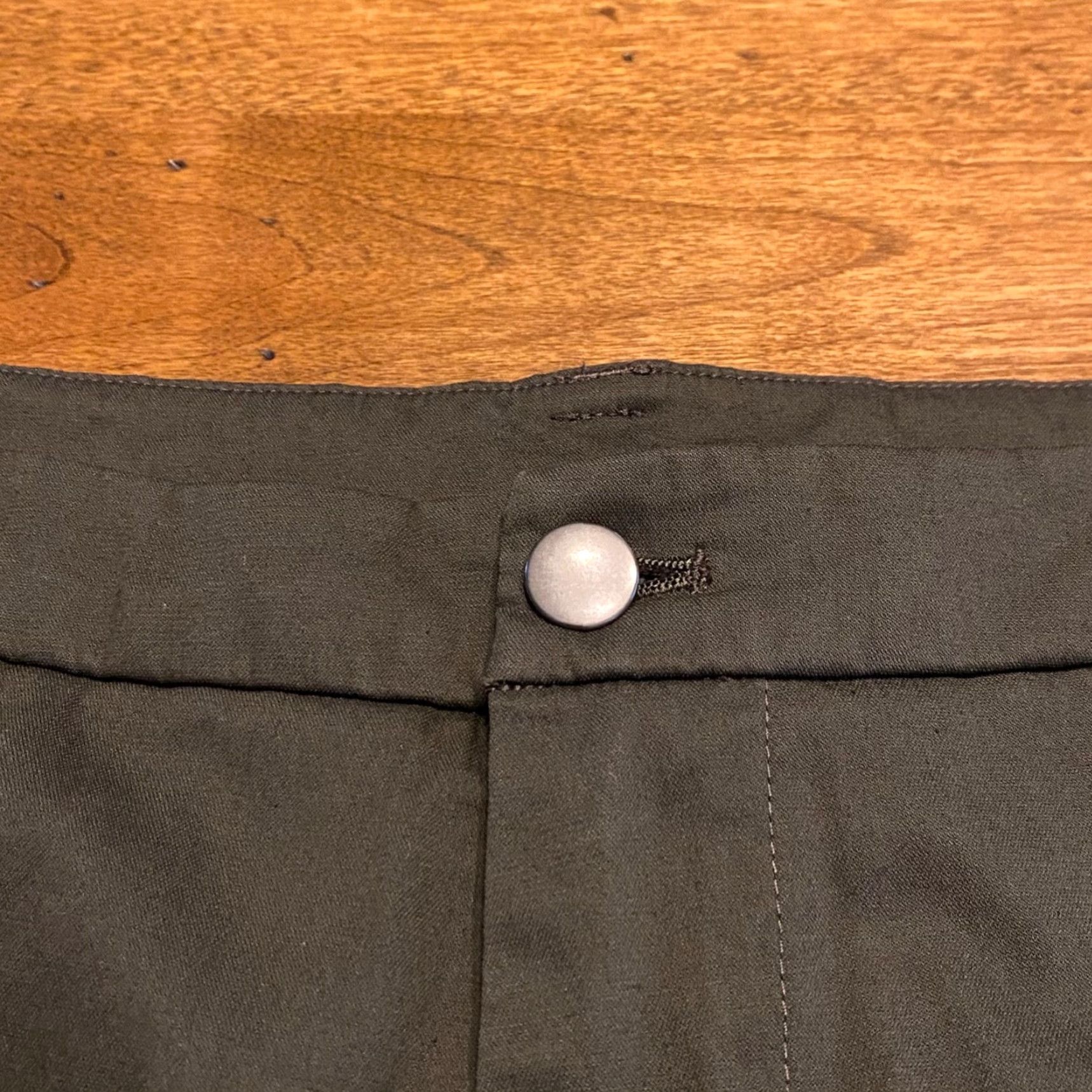 Lululemon Lululemon Commission Shorts Mens 32 Forest Pine Green Relaxed Chino 9" Khakis Mens Size US 32 / EU 48 - 4 Thumbnail