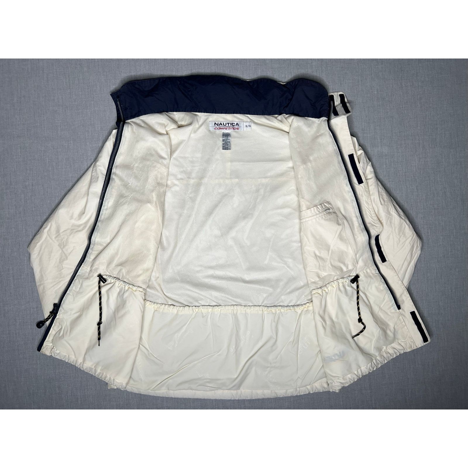 Nautica Vintage Nautica Competition Foldaway Hood Windbreaker XL Size US XL / EU 56 / 4 - 3 Thumbnail
