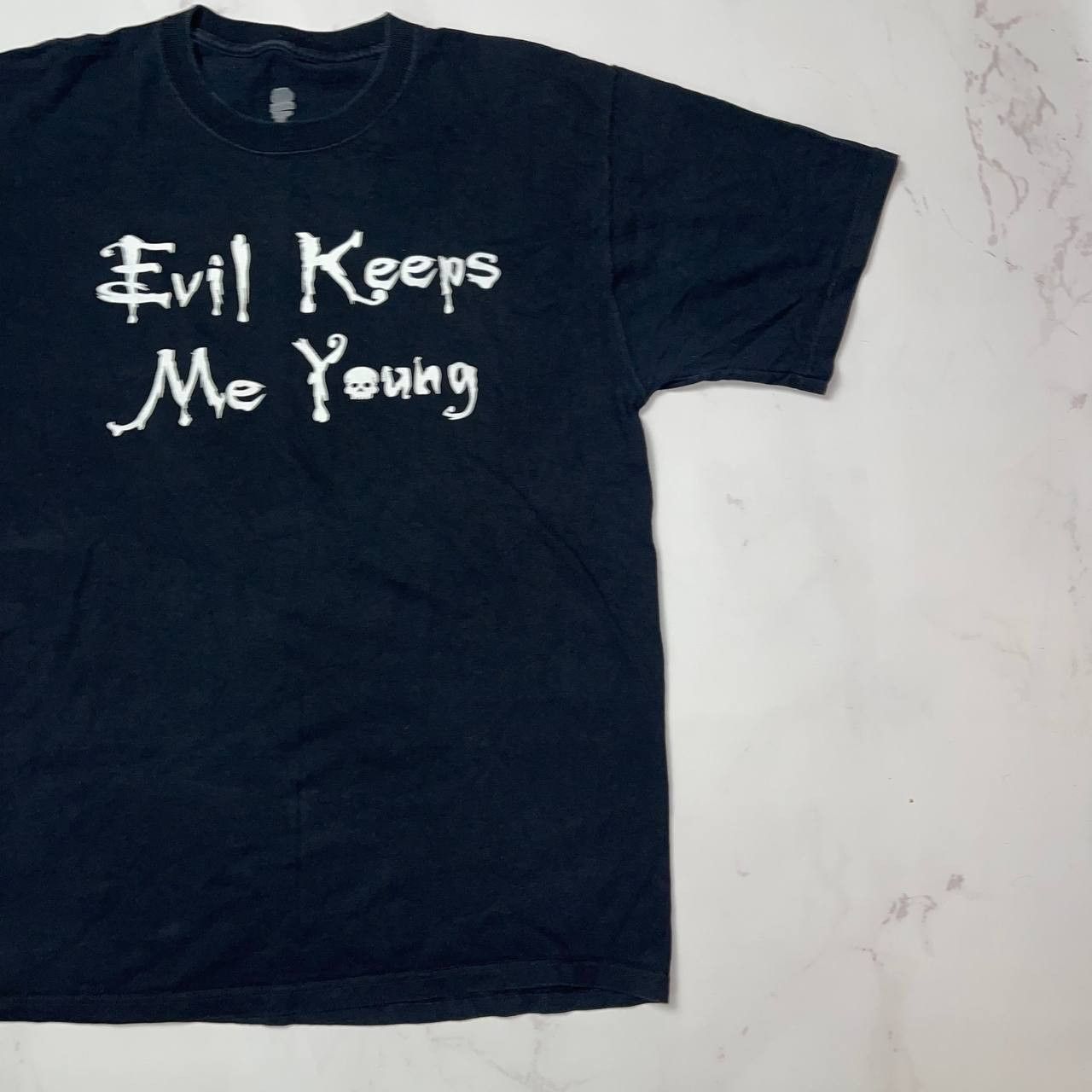 Vintage Evil Keeps Me Young Villain Motto Artist Ray VanTilburg XL Size US XL / EU 56 / 4 - 4 Thumbnail