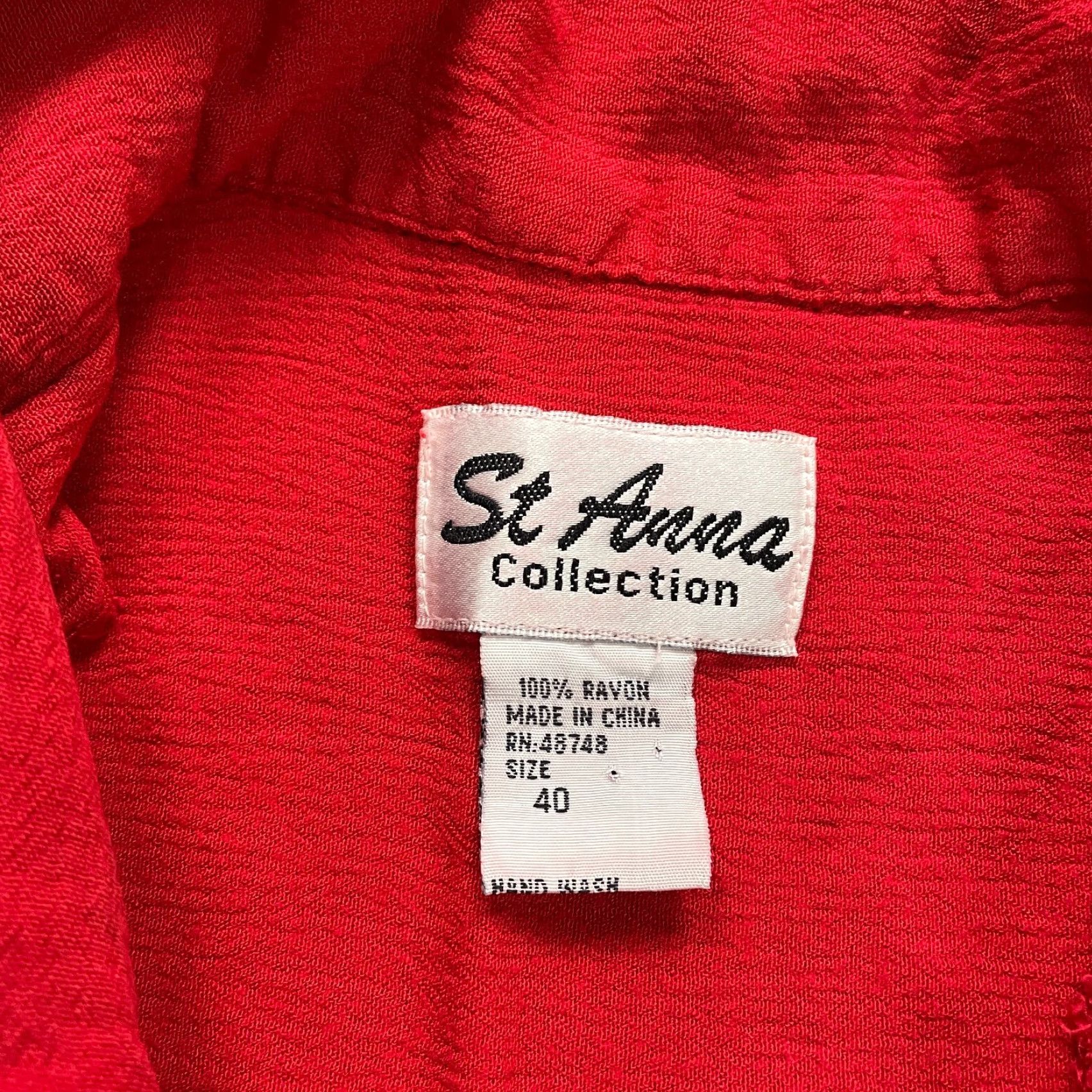 Vintage St Anna Collection Button Down Blouse Shirt Womens 40 Red Short Sleeve Rayon Top Size S / US 4 / IT 40 - 5 Thumbnail
