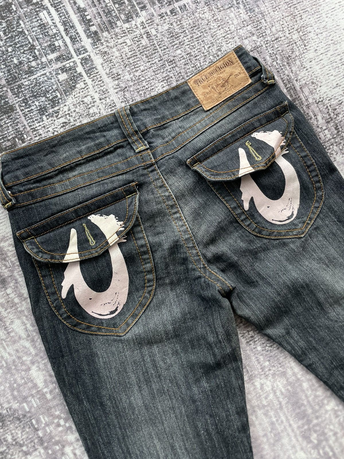 True Religion True Religion Black Straight Jeans Size US 31 - 4 Thumbnail