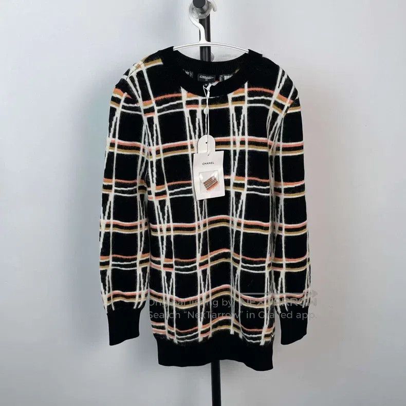 Chanel Chanel 22A Autumn and Winter High-end Handmade Square Waid Size XS / US 0-2 / IT 36-38 - 1 Thumbnail