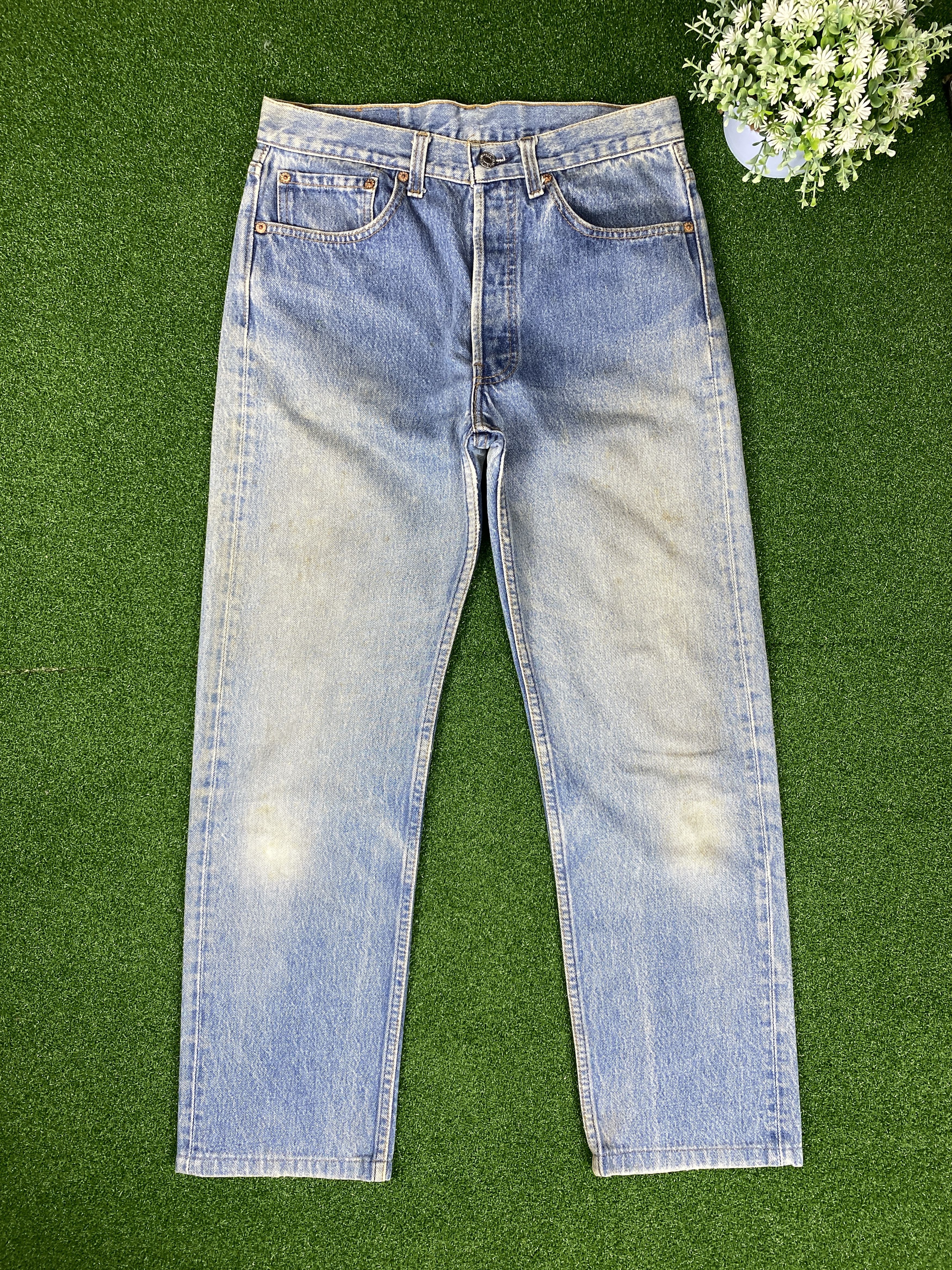 Levi's Vintage Levi's 501 Straight Cut Faded Mid Wash Jeans CP0053 Size US 30 / EU 46 - 1 Thumbnail