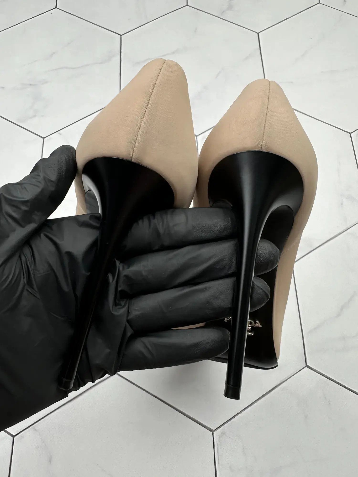 Miu Miu Prada Vintage Heels (B146) Size US 10 / IT 40 - 4 Thumbnail