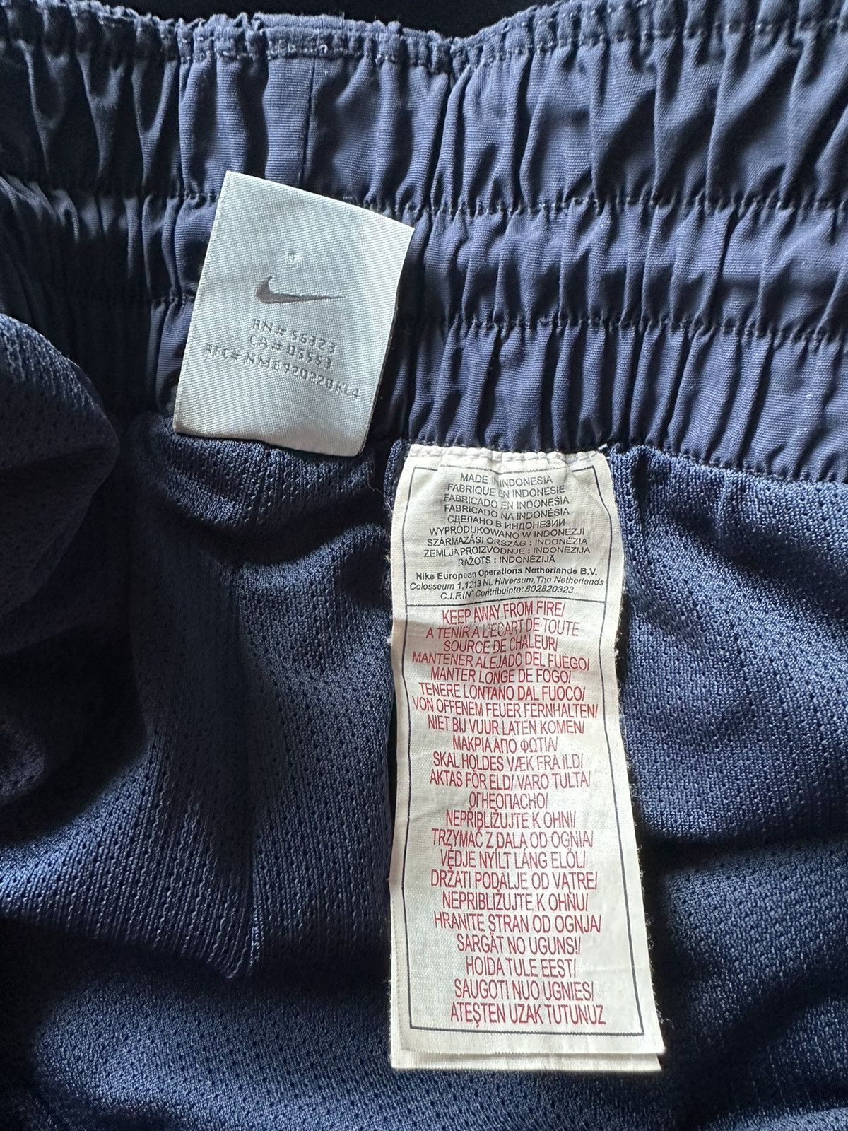 Nike × Vintage Vintage nylon shorts Nike air basketball dri fit #45 (size S Size US 30 / EU 46 - 10 Thumbnail