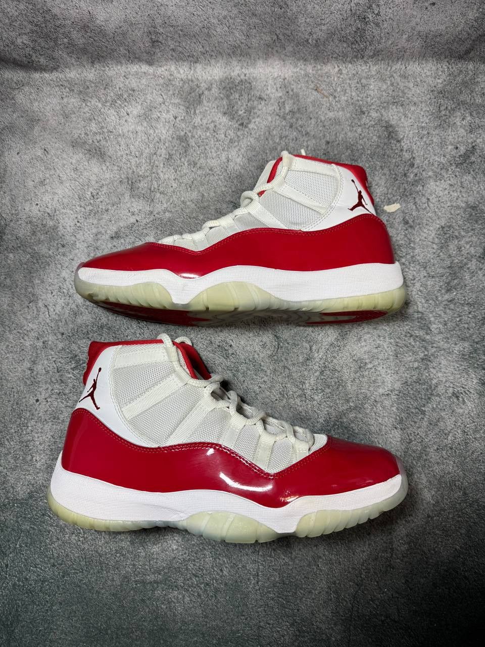 Jordan Brand Size 10 | Jordan 11 Cherry No Box | Pre-Owned Size US 10 / EU 43 - 6 Thumbnail