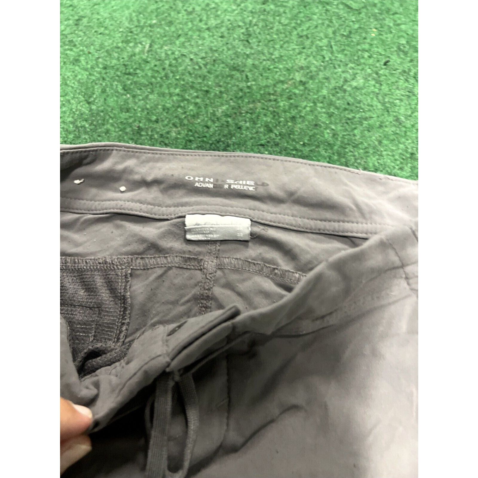 Vintage Columbia Women’s Capri Size 6 Grey Outdoor Hiking Camping Size ONE SIZE - 4 Thumbnail