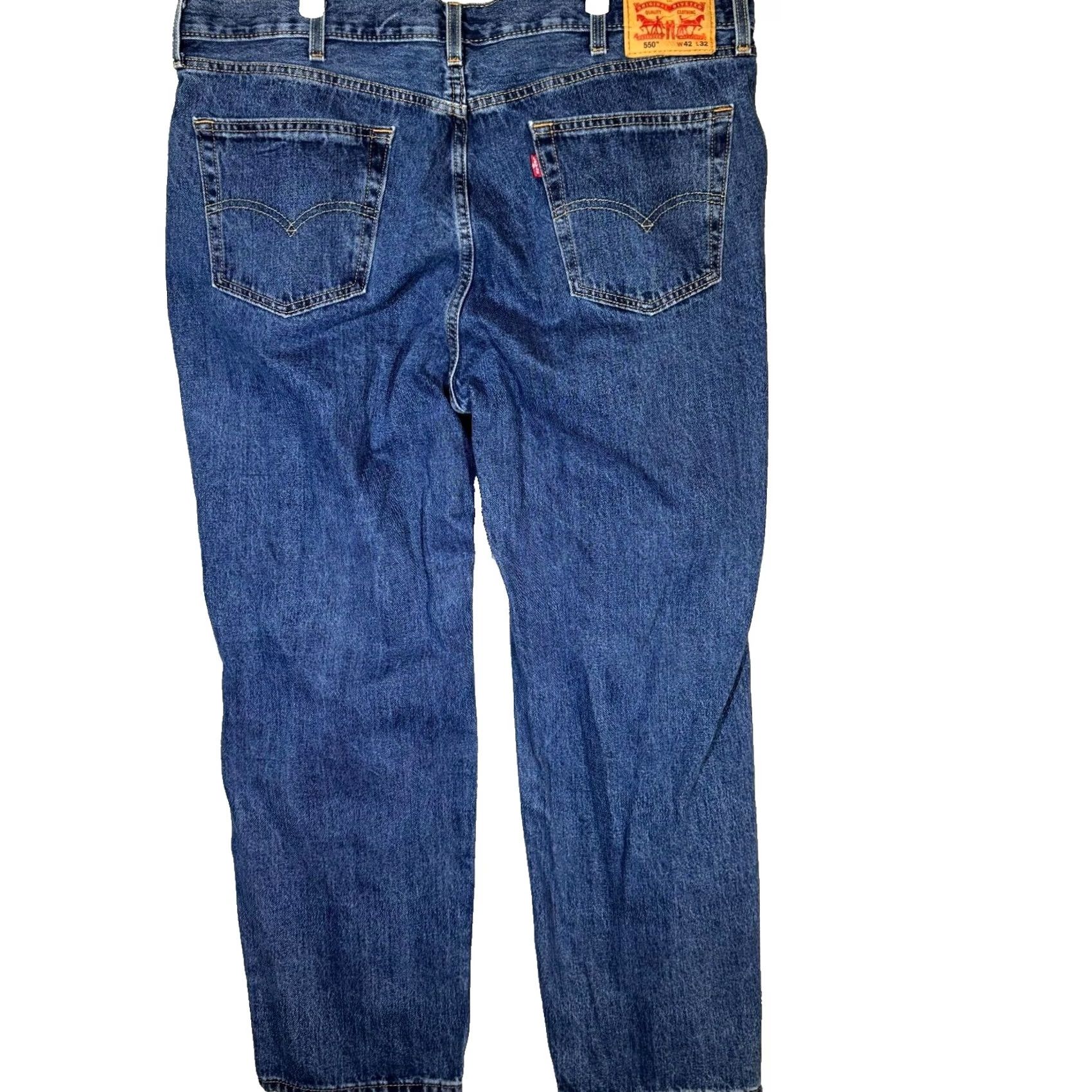 Levi's Levi's 550 Mens Jeans 42x32 Blue Denim Relaxed Fit Mid Rise Straight Leg Size US 42 / EU 58 - 2 Thumbnail