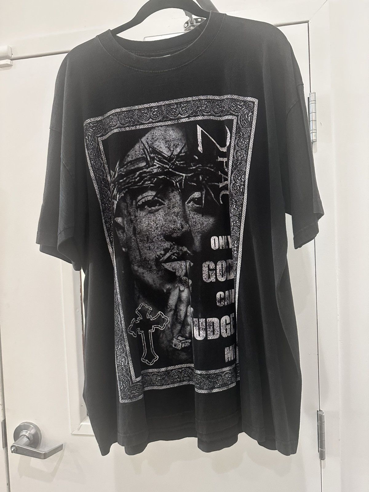 Vintage 2pac “Only God Can Judge Me” T-Shirt Size US XXL / EU 58 / 5 - 2 Thumbnail