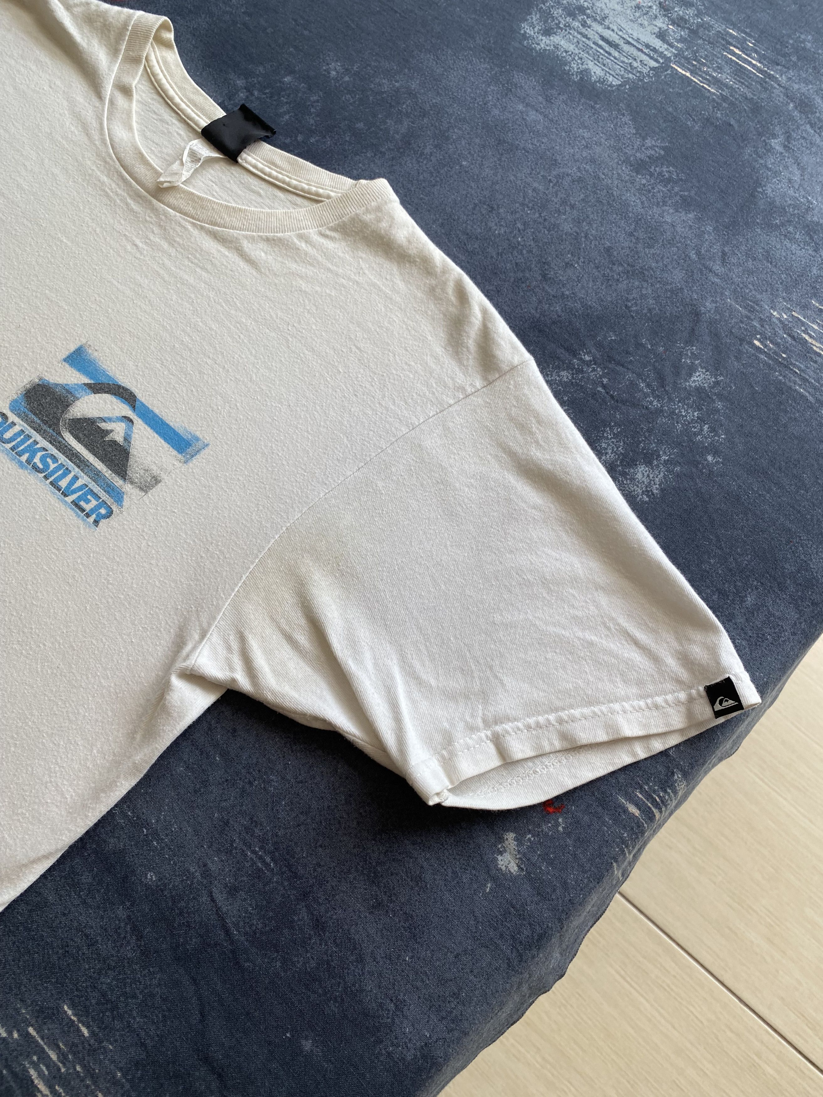 Quiksilver Quiksilver Vintage 2000s Las Vegas White Surf Style T-shirt Size US M / EU 48-50 / 2 - 5 Thumbnail