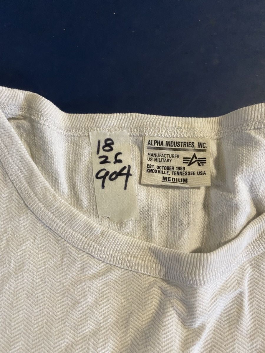 Alpha Industries Alpha industries size s big logo Size US S / EU 44-46 / 1 - 6 Thumbnail