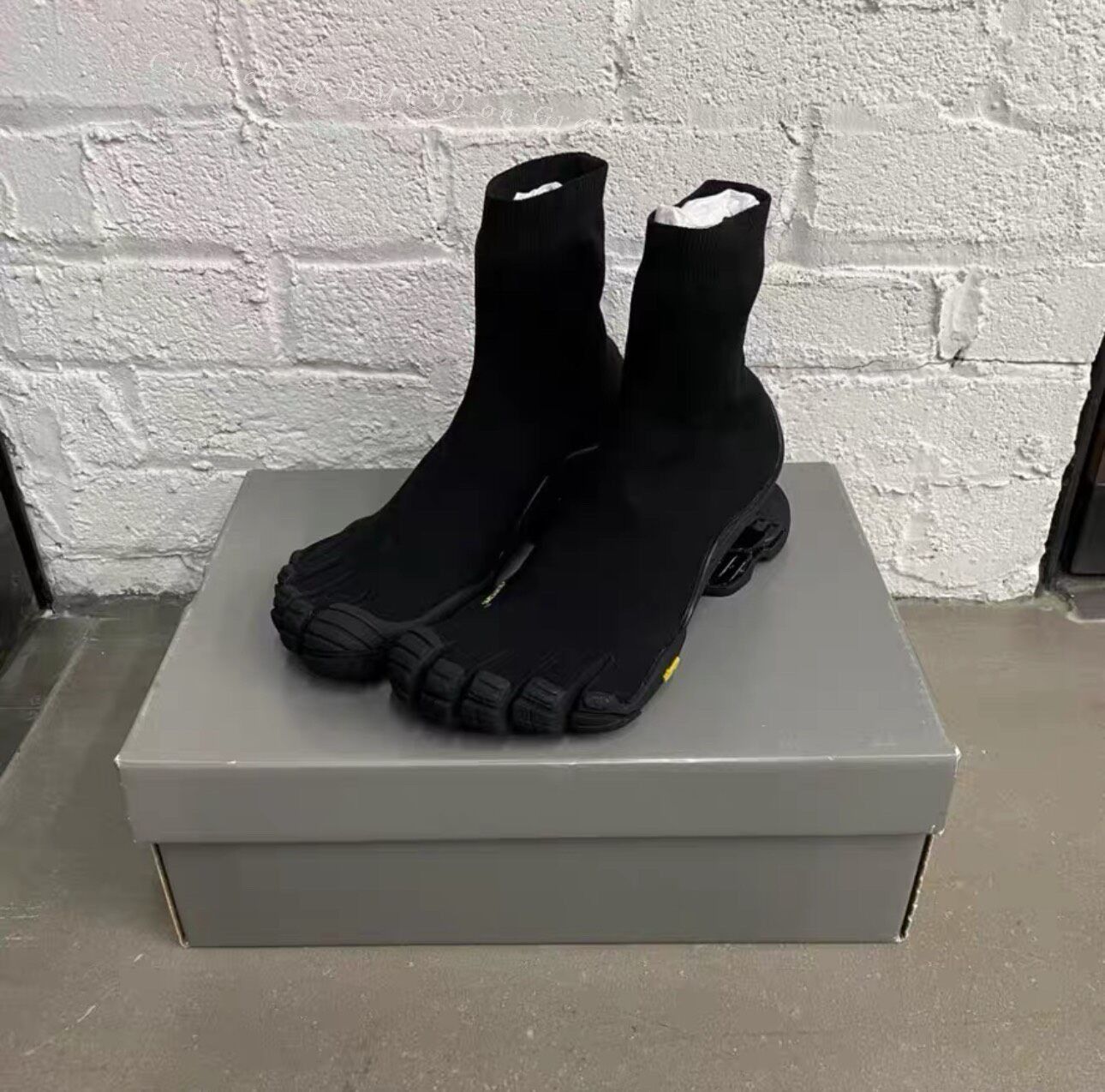 Balenciaga Balenciaga Vibram Five-Toe Spring Heel Shoes Size US 5 / IT 35 - 1 Thumbnail