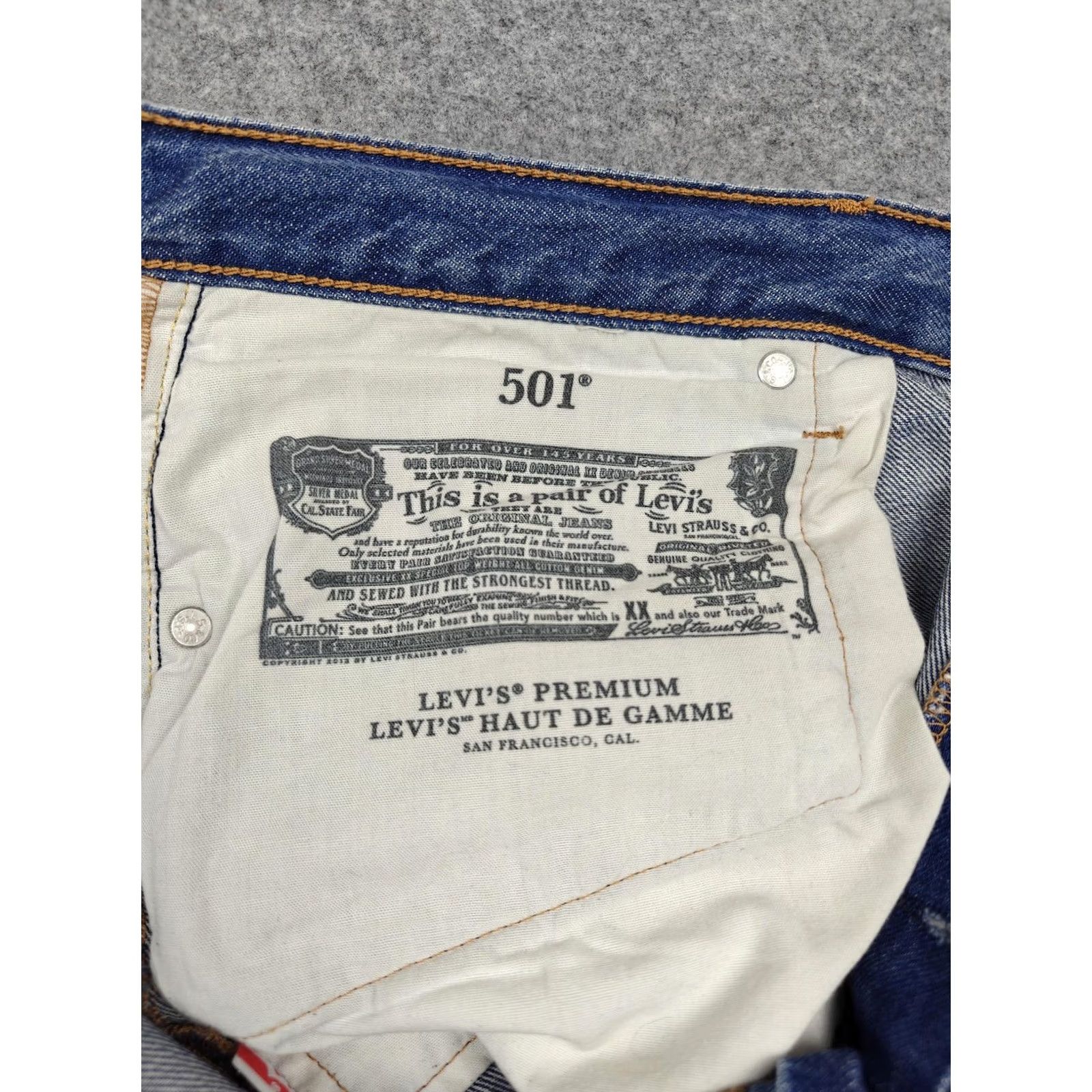 Levi's Levi's 501 Premium Jeans Mens 34x32 Blue Straight Button Fly Distressed Denim Jeans Size US 34 / EU 50 - 3 Thumbnail