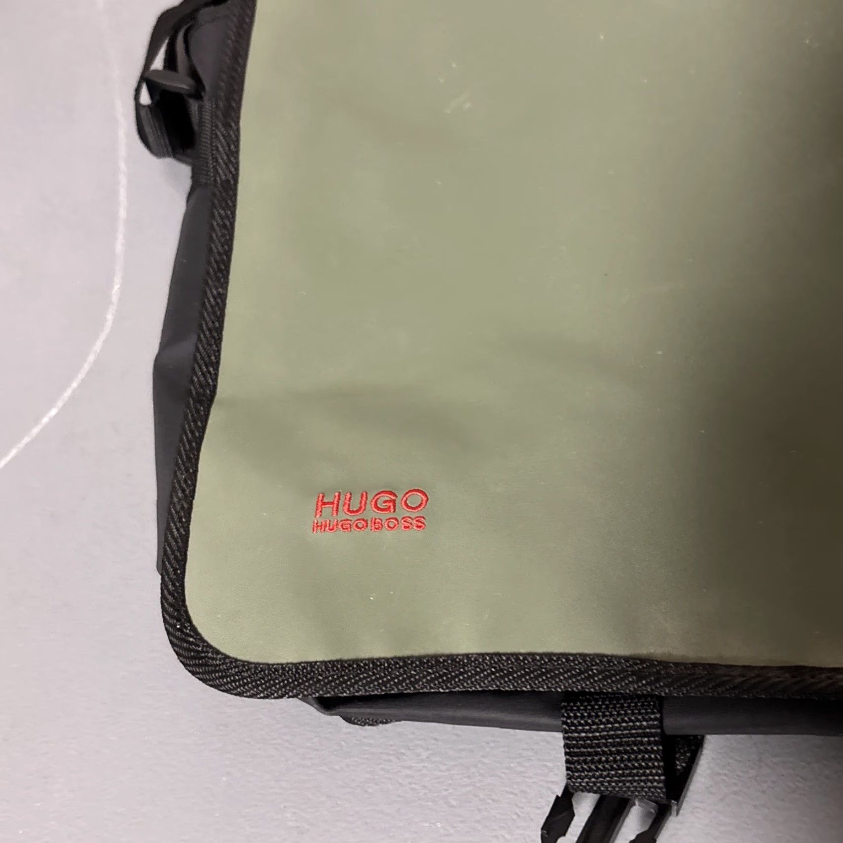 Hugo Boss HUGO BOSS Messenger Laptop Shoulder Bag Crossbody Satchel Olive Green Mens, Nylon, Green, aa23, Water Resistant, Adjustable Straps Size ONE SIZE - 2 Thumbnail